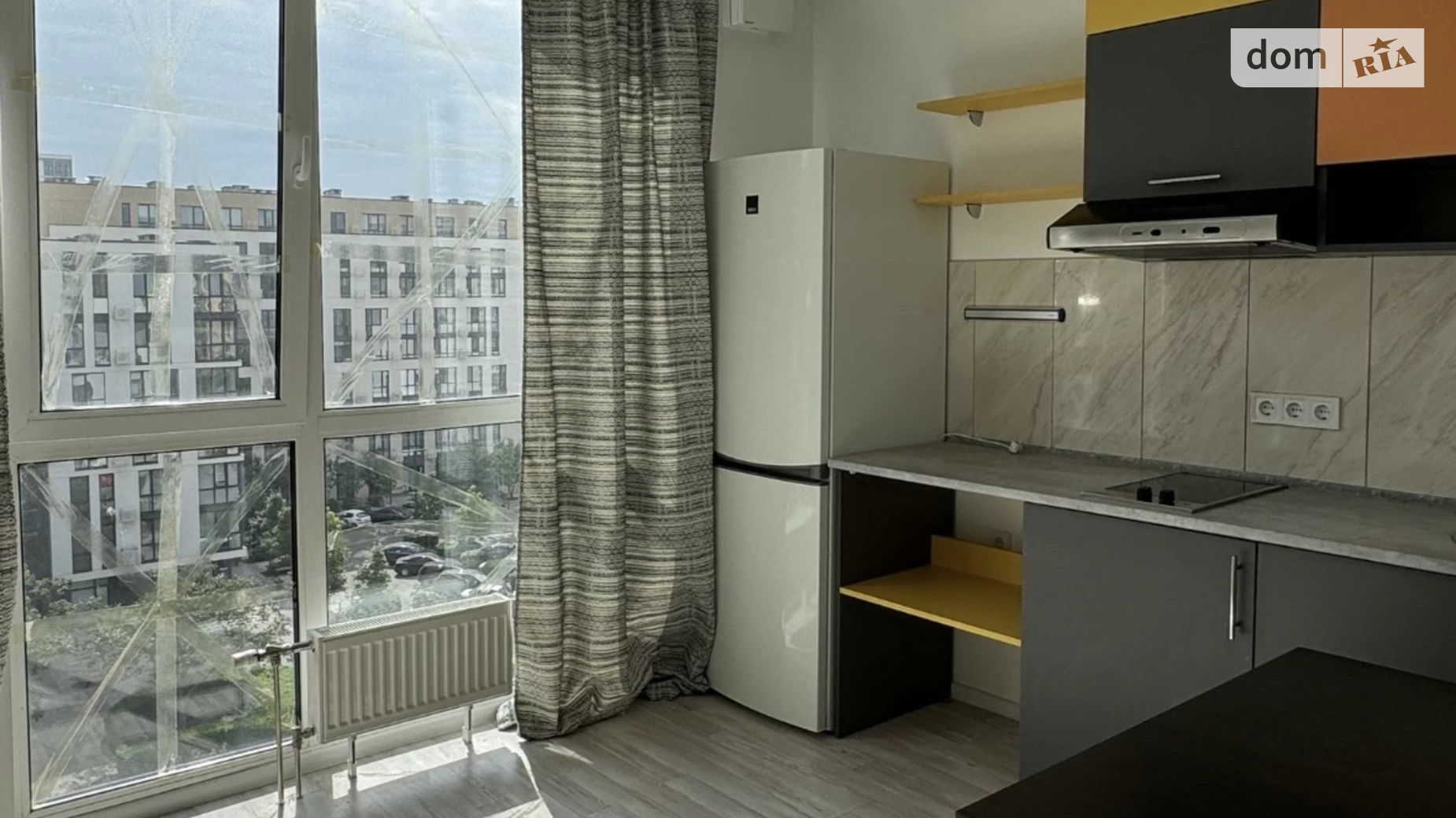 Продается 1-комнатная квартира 29.6 кв. м в Киеве, ул. Салютная, 2 корпус 4 - фото 2
