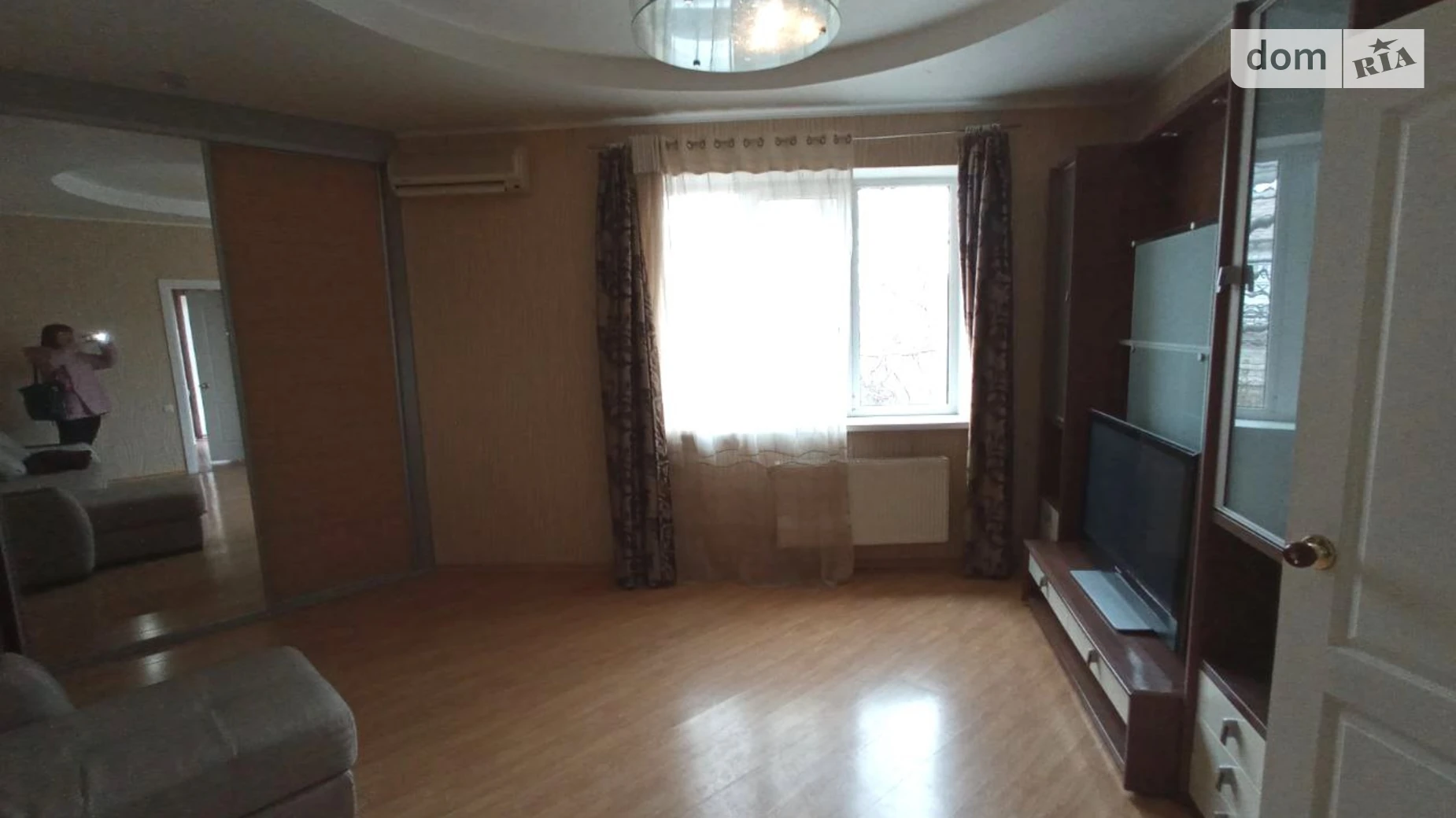 Сдается в аренду одноэтажный дом 42 кв. м с балконом, цена: 250 $ - фото 2