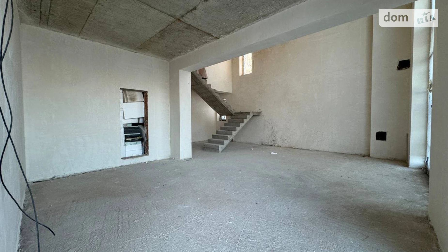 Продается дом на 2 этажа 276 кв. м с гаражом, цена: 450000 $ - фото 5