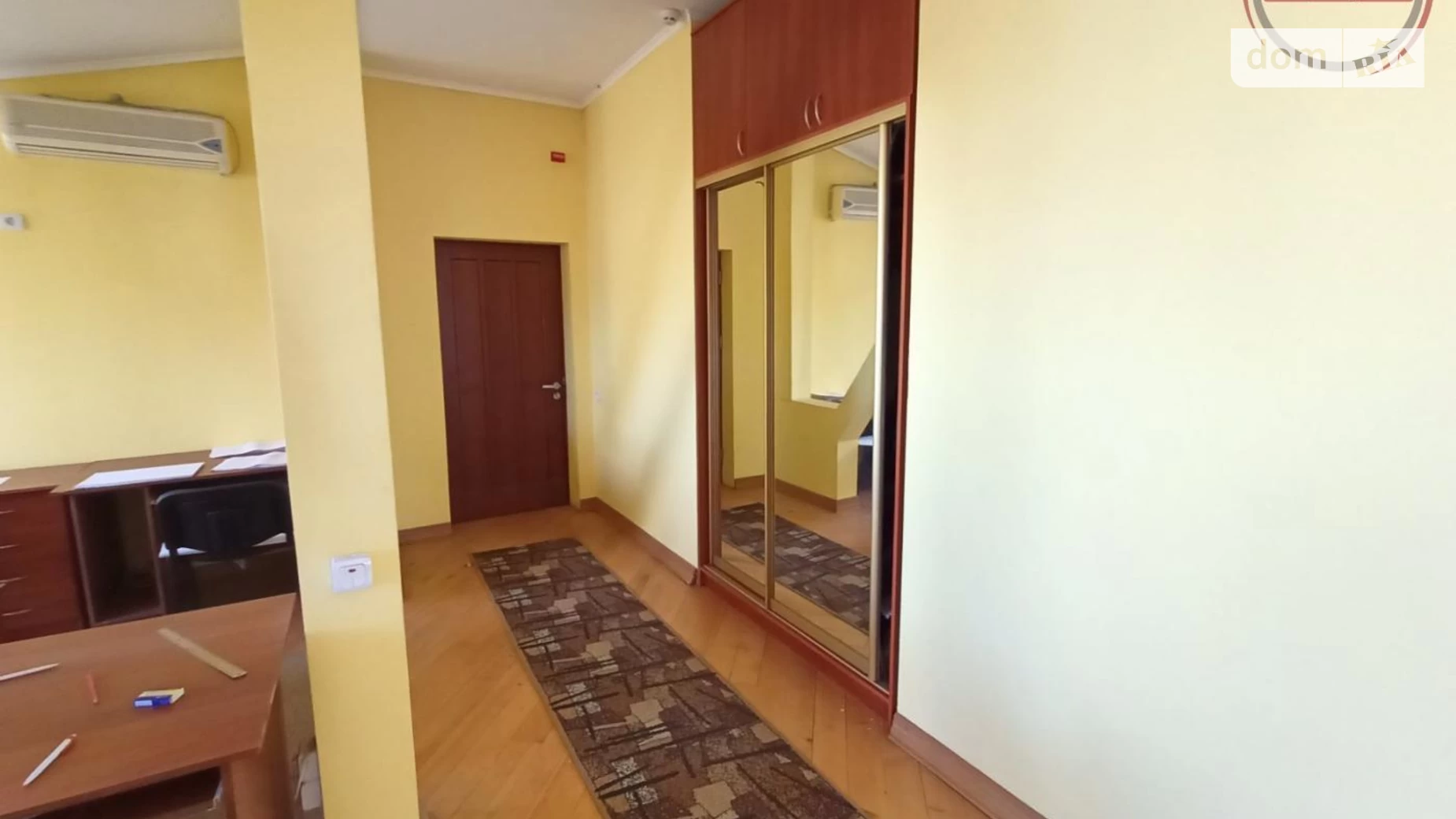 Сдается в аренду офис 75 кв. м в бизнес-центре, цена: 300 $ - фото 2