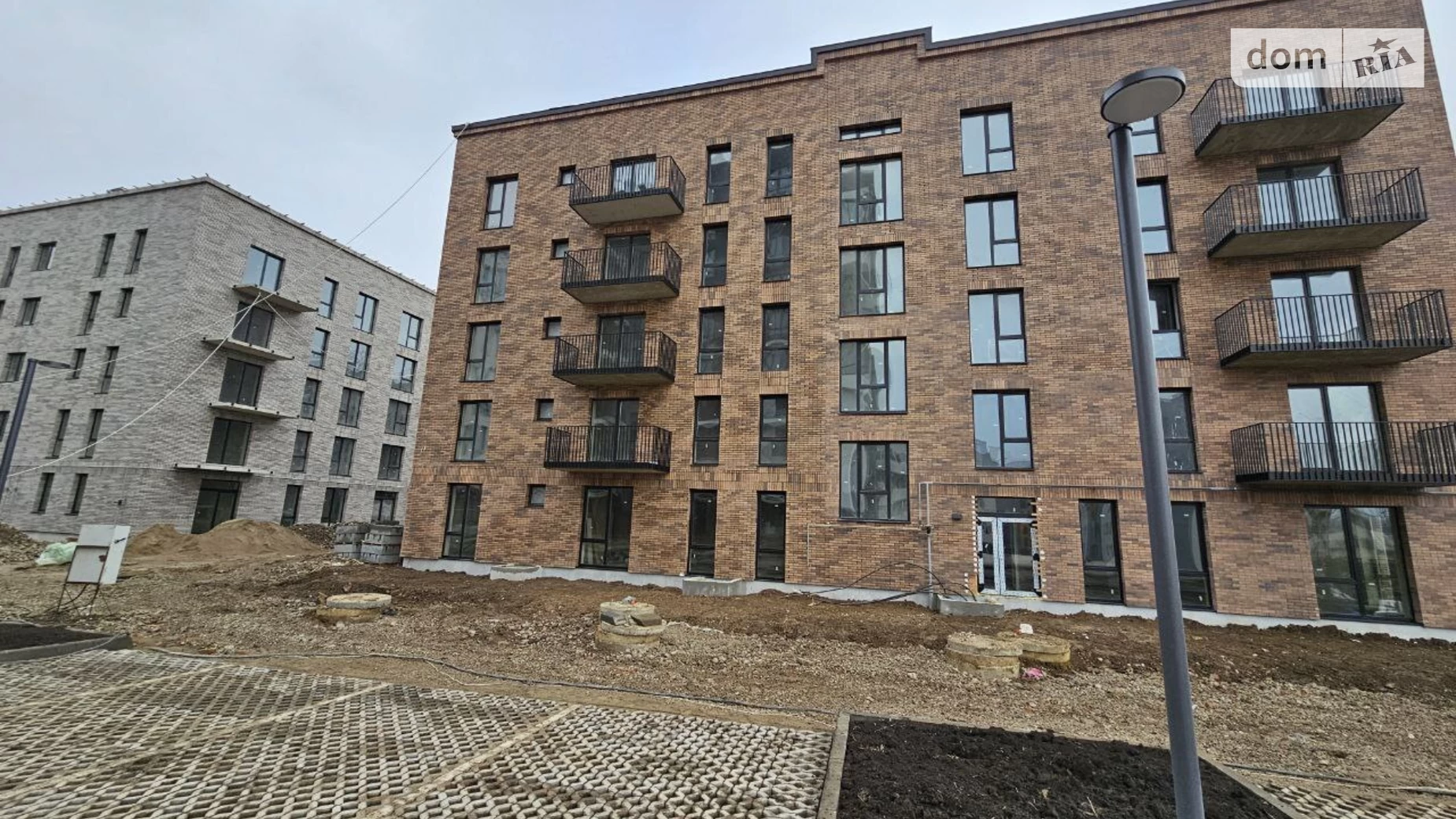 Продается 3-комнатная квартира 97 кв. м в, цена: 76000 $ - фото 3