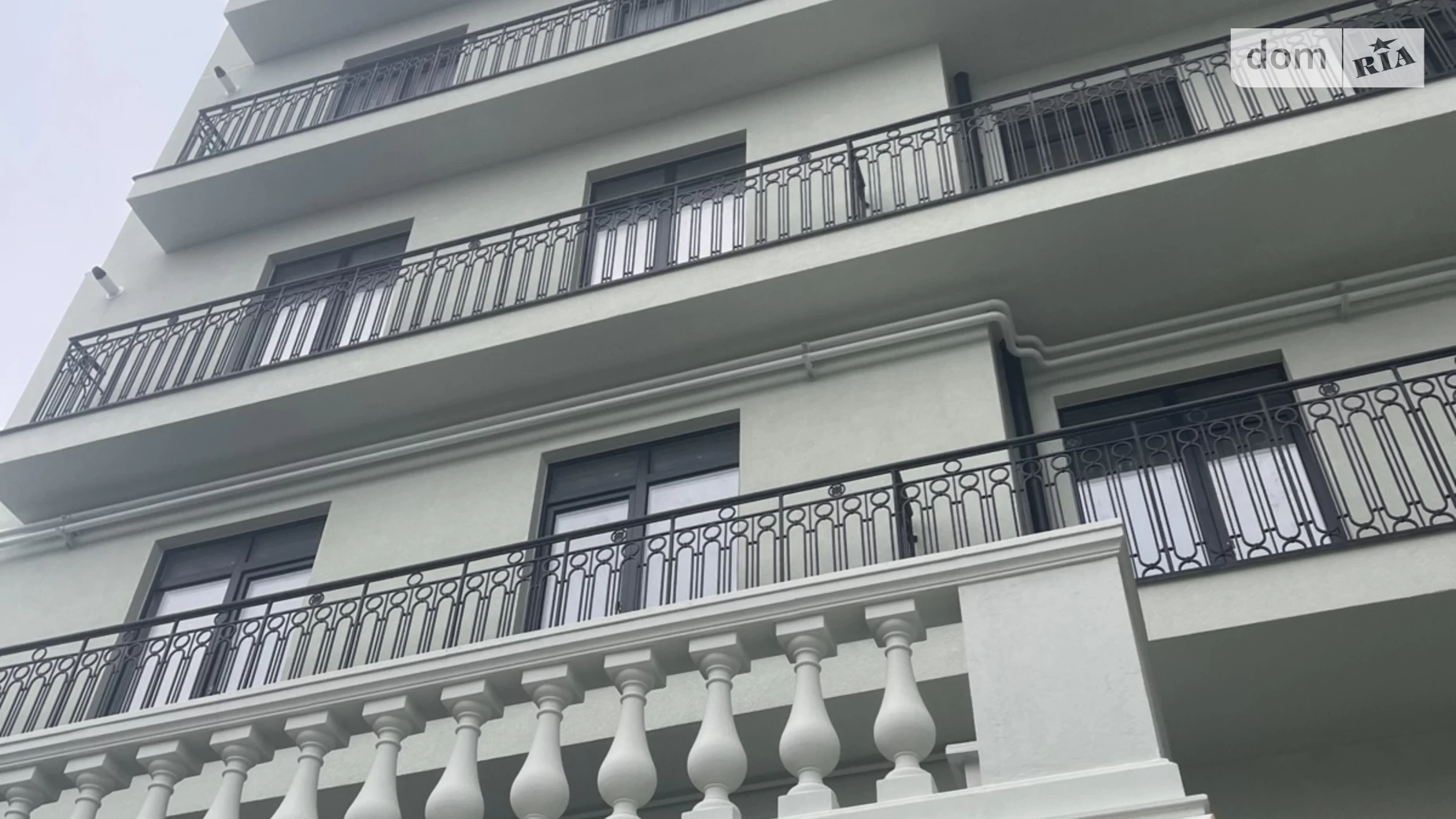 Продається 1-кімнатна квартира 52 кв. м у Одесі, вул. Гімназична, 13 - фото 2