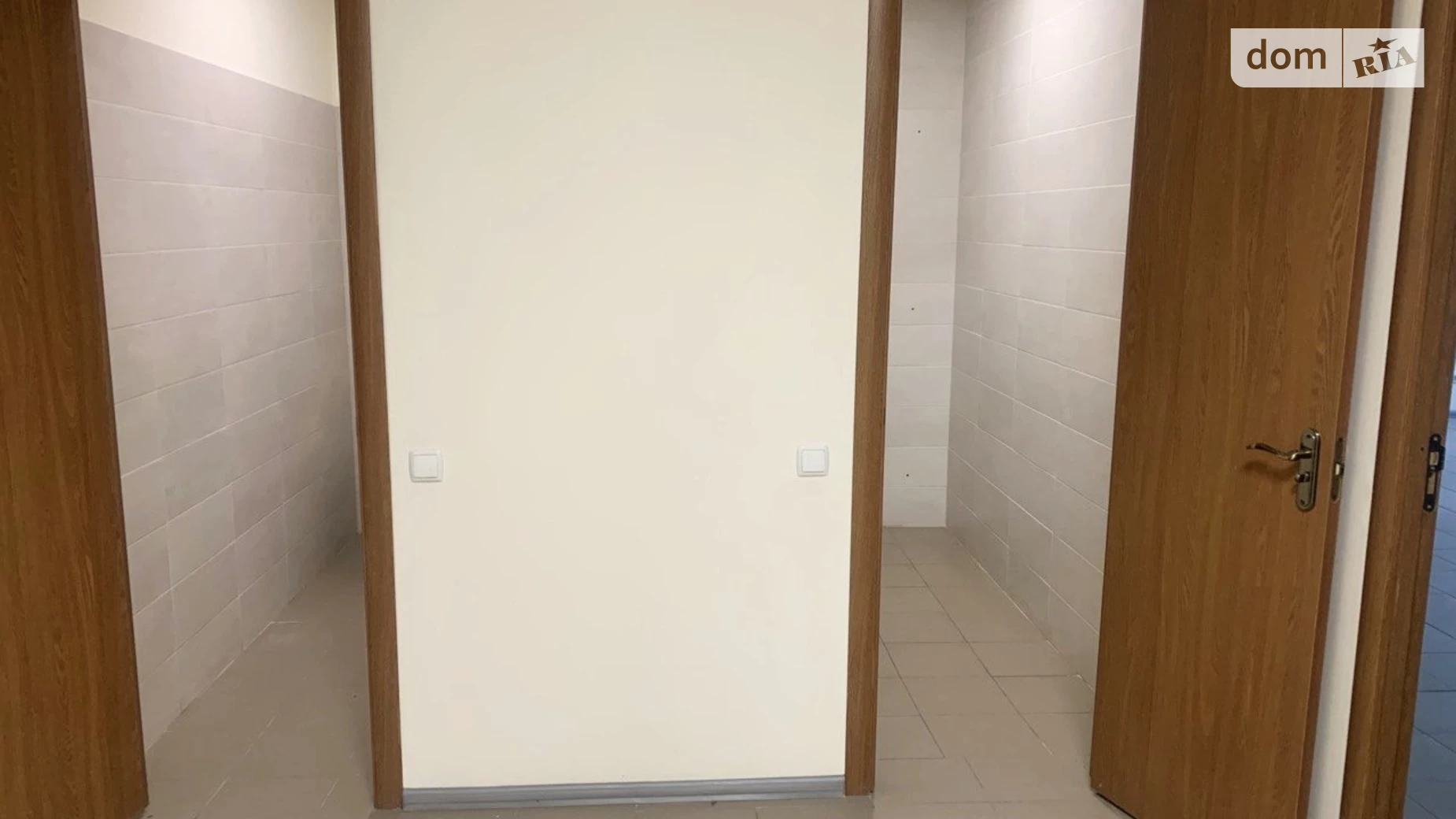 Продається офіс 230 кв. м в бізнес-центрі, цена: 230000 $ - фото 2