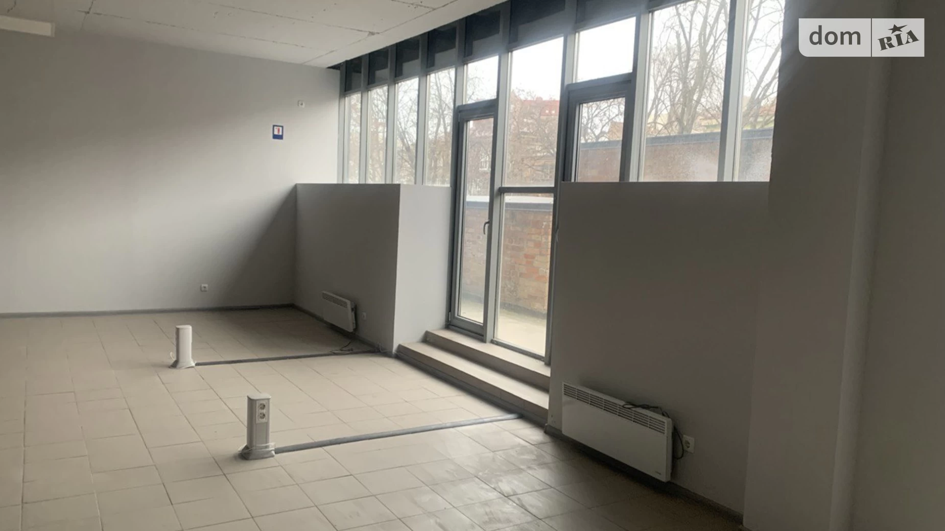 Продається офіс 230 кв. м в бізнес-центрі, цена: 230000 $ - фото 5