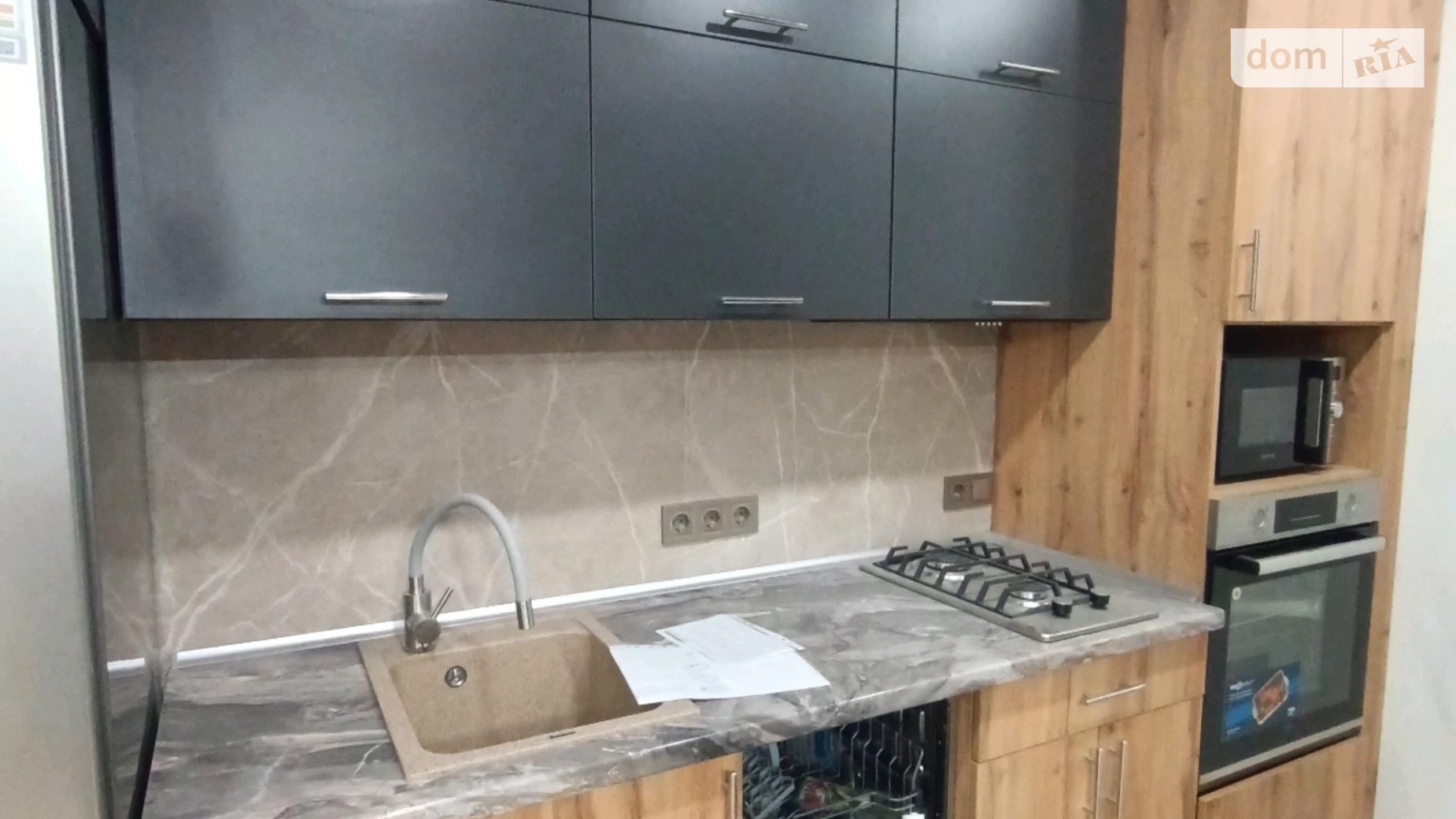 Продается 1-комнатная квартира 43 кв. м в Житомире, ул. Домбровского, 3Б корпус 1 - фото 5