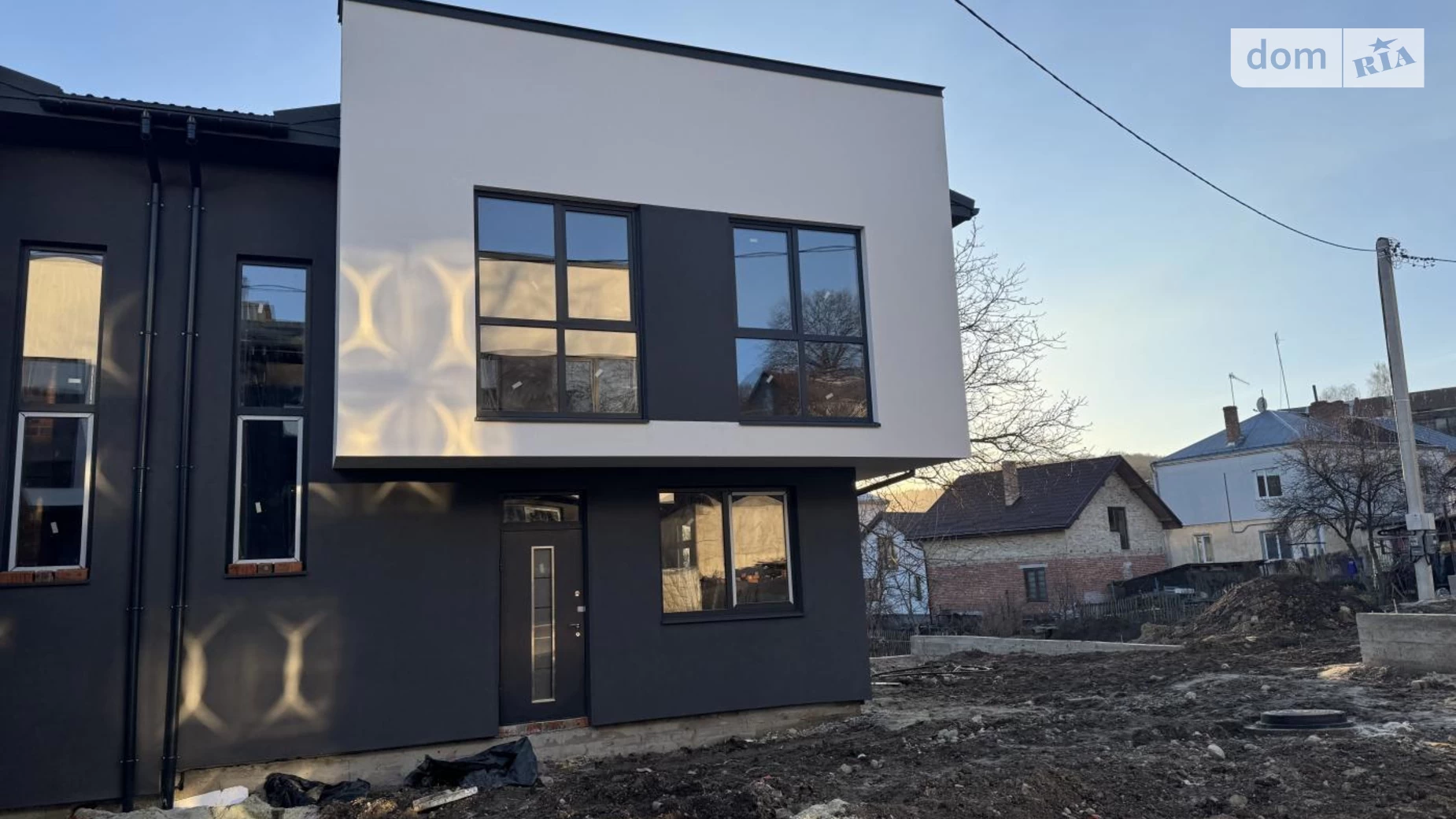 Продается дом на 2 этажа 100 кв. м с террасой, цена: 99000 $ - фото 2