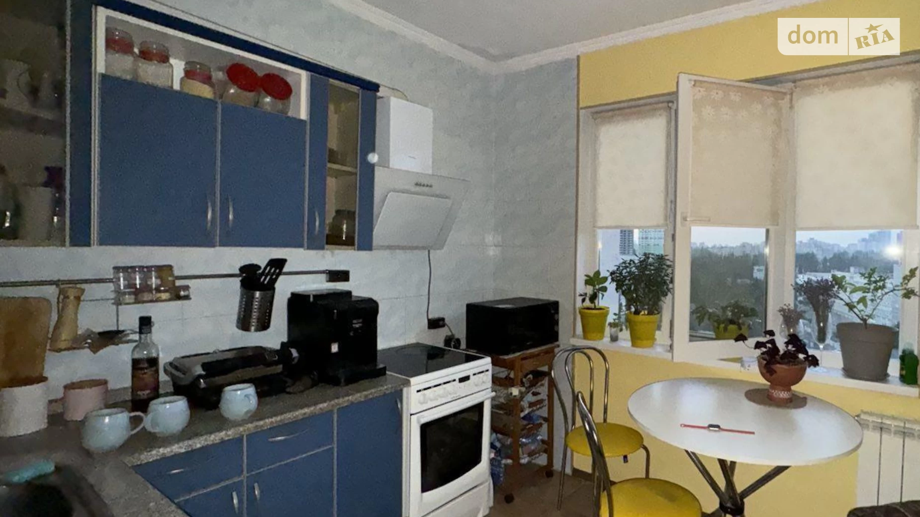 Продається 3-кімнатна квартира 72.4 кв. м у Києві, просп. Академіка Корольова, 2Б - фото 2