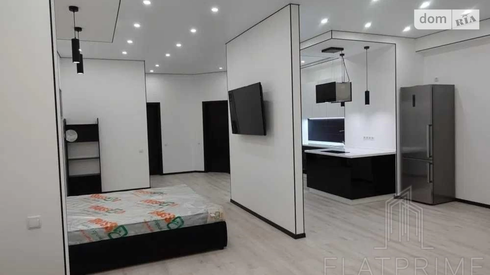 Продается 1-комнатная квартира 61.1 кв. м в Киеве, ул. Нагорная, 16 - фото 2