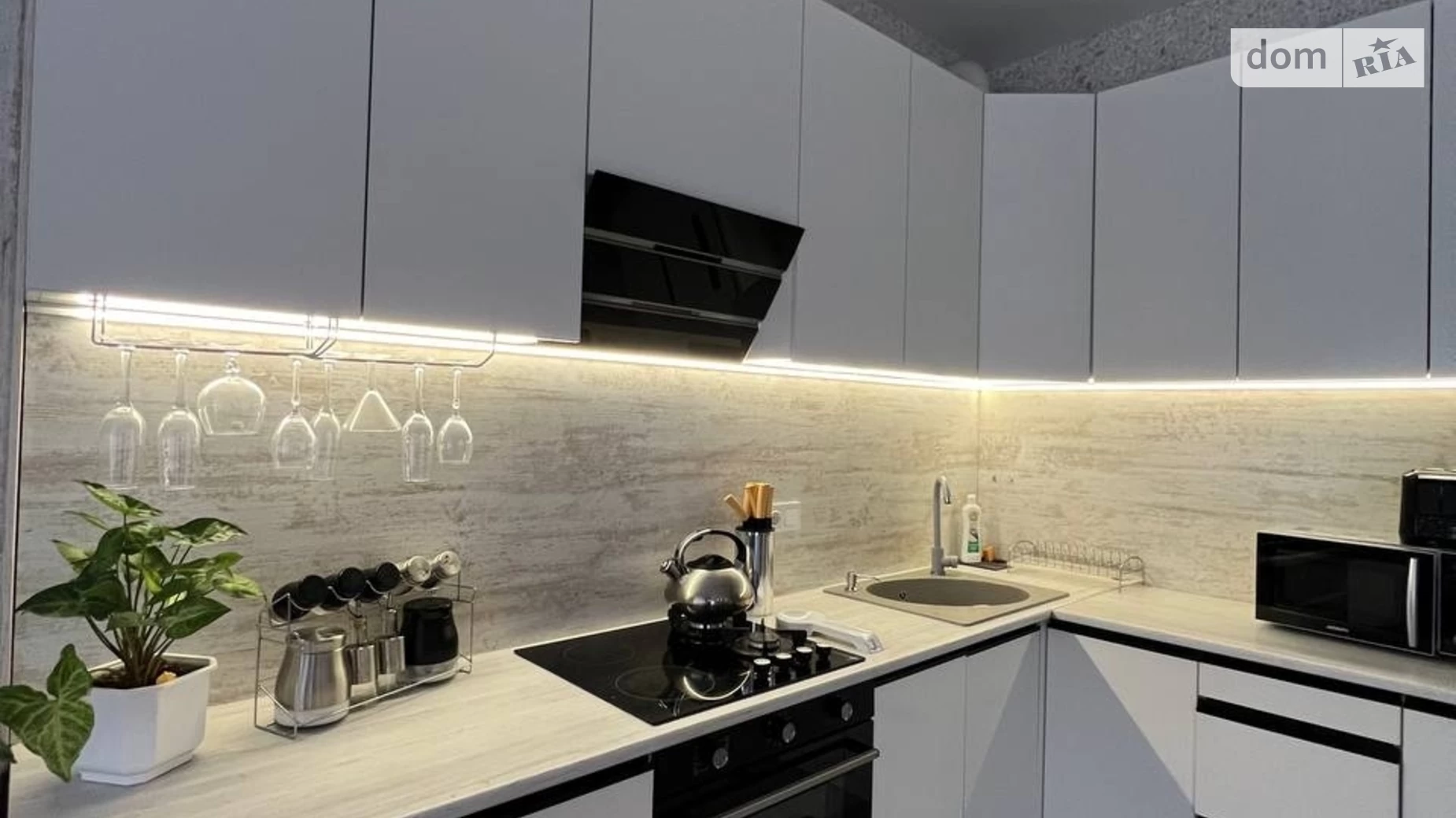 Продается дом на 2 этажа 125 кв. м с участком, цена: 128000 $ - фото 4