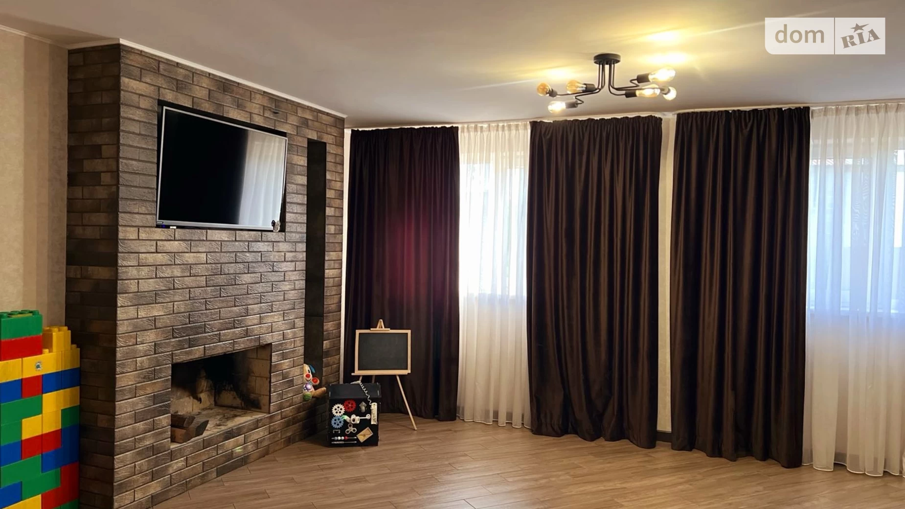 Продается дом на 3 этажа 300 кв. м с гаражом, цена: 130000 $ - фото 5