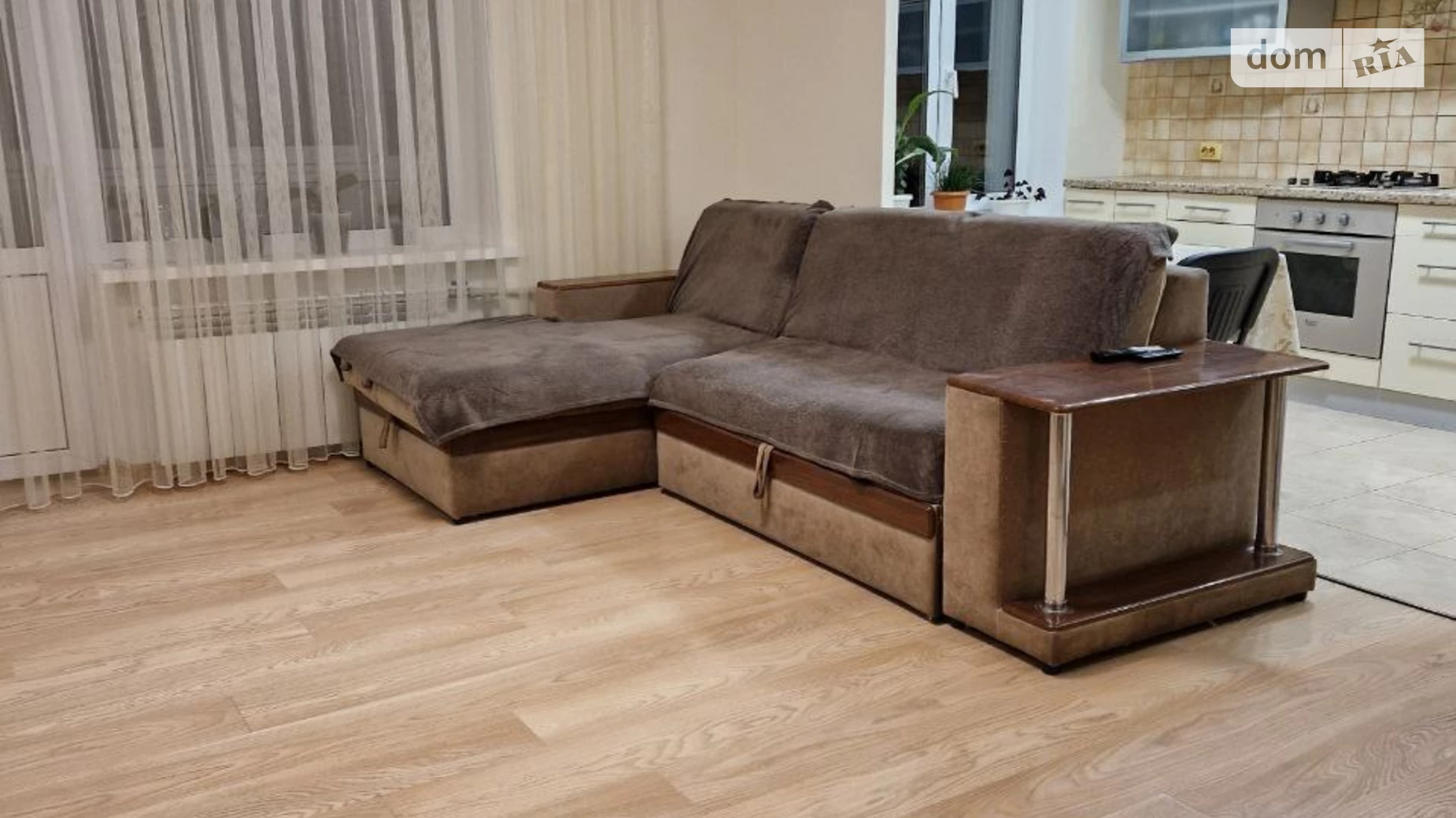 Продается 4-комнатная квартира 82.2 кв. м в Днепре, ул. Космонавтов, 4 - фото 2