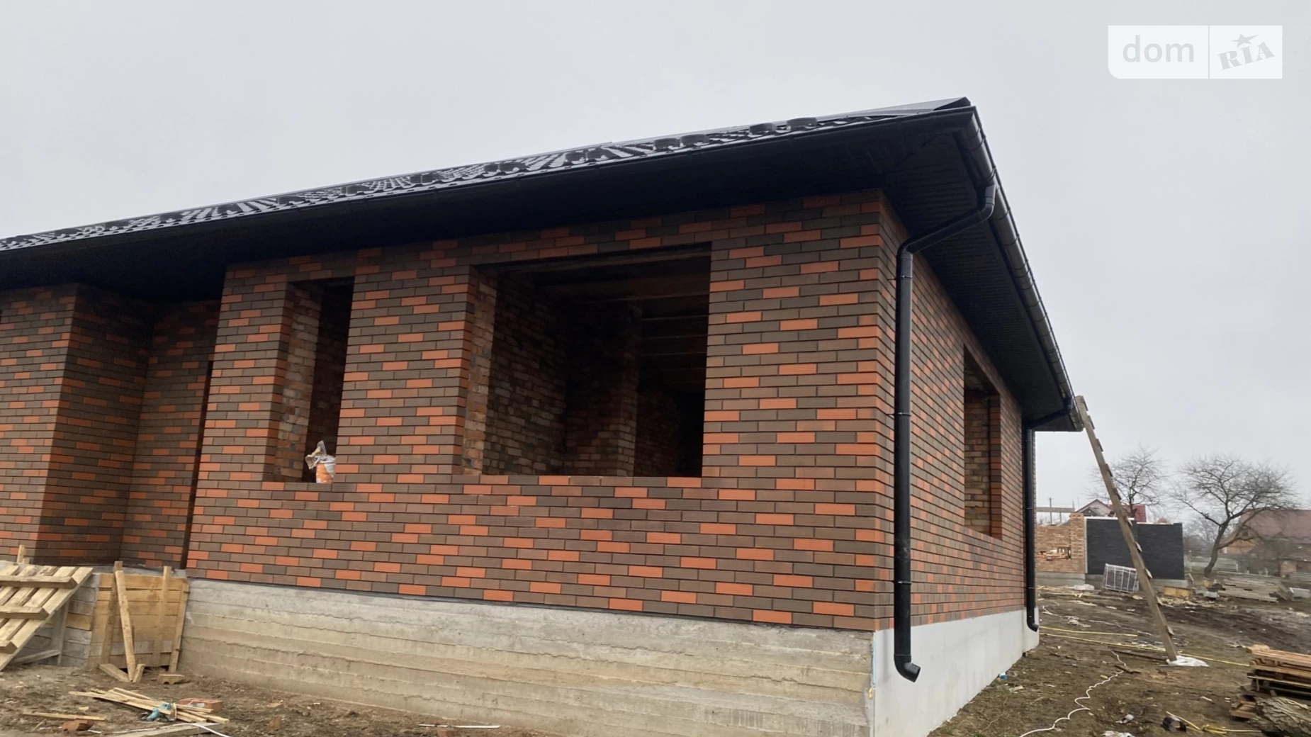 Продается одноэтажный дом 100 кв. м с верандой, цена: 85000 $ - фото 2