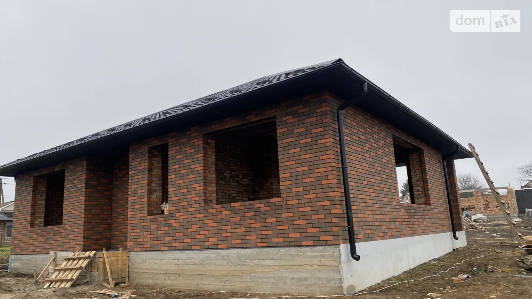 Продается одноэтажный дом 100 кв. м с верандой, цена: 85000 $ - фото 4