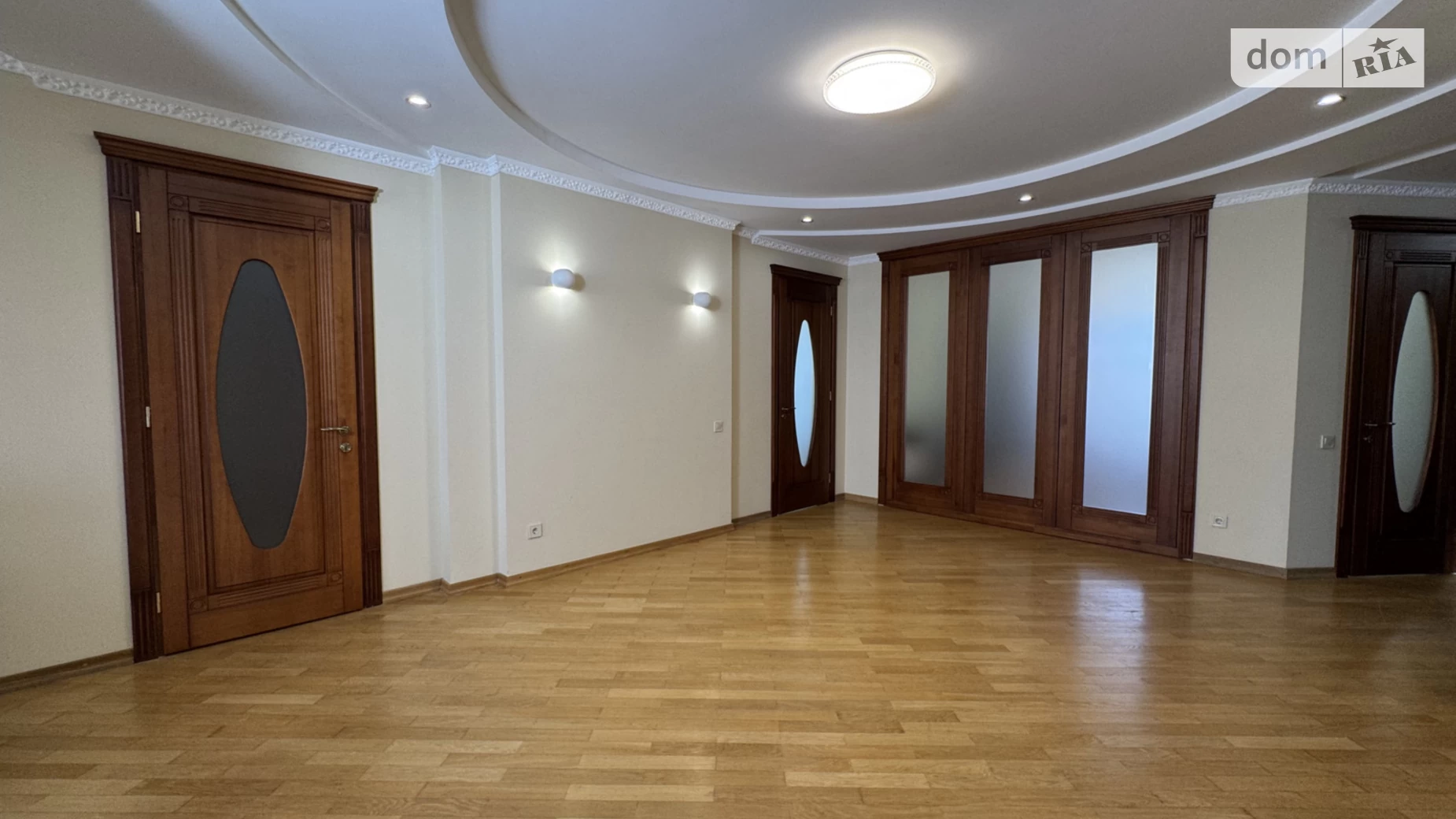 Продається 4-кімнатна квартира 148.5 кв. м у Рівному, вул. Чорновола В'ячеслава, 44 - фото 4