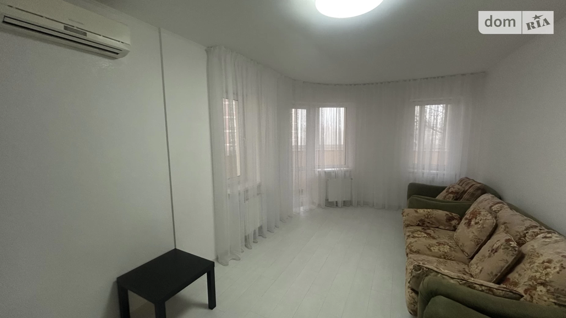 Продается 2-комнатная квартира 60.3 кв. м в Одессе, ул. Дюковская - фото 2