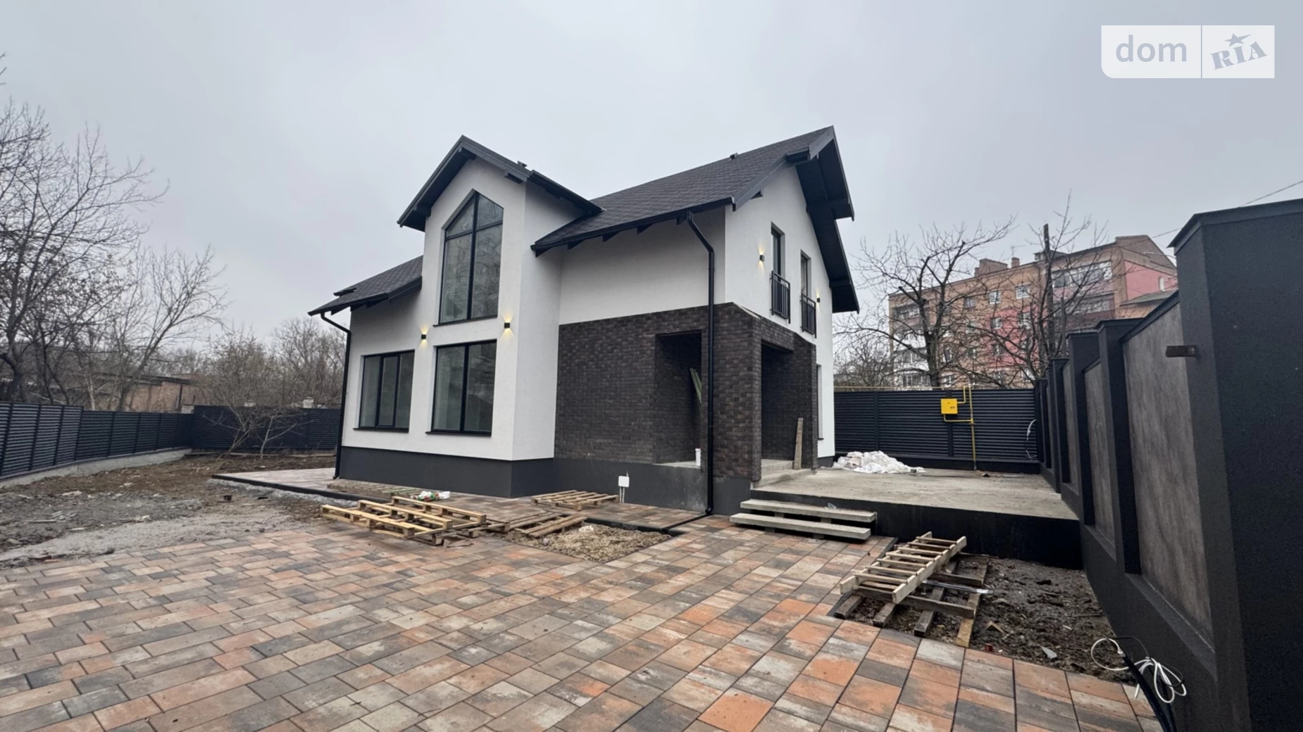 Продается дом на 2 этажа 134 кв. м с баней/сауной, цена: 200000 $ - фото 2