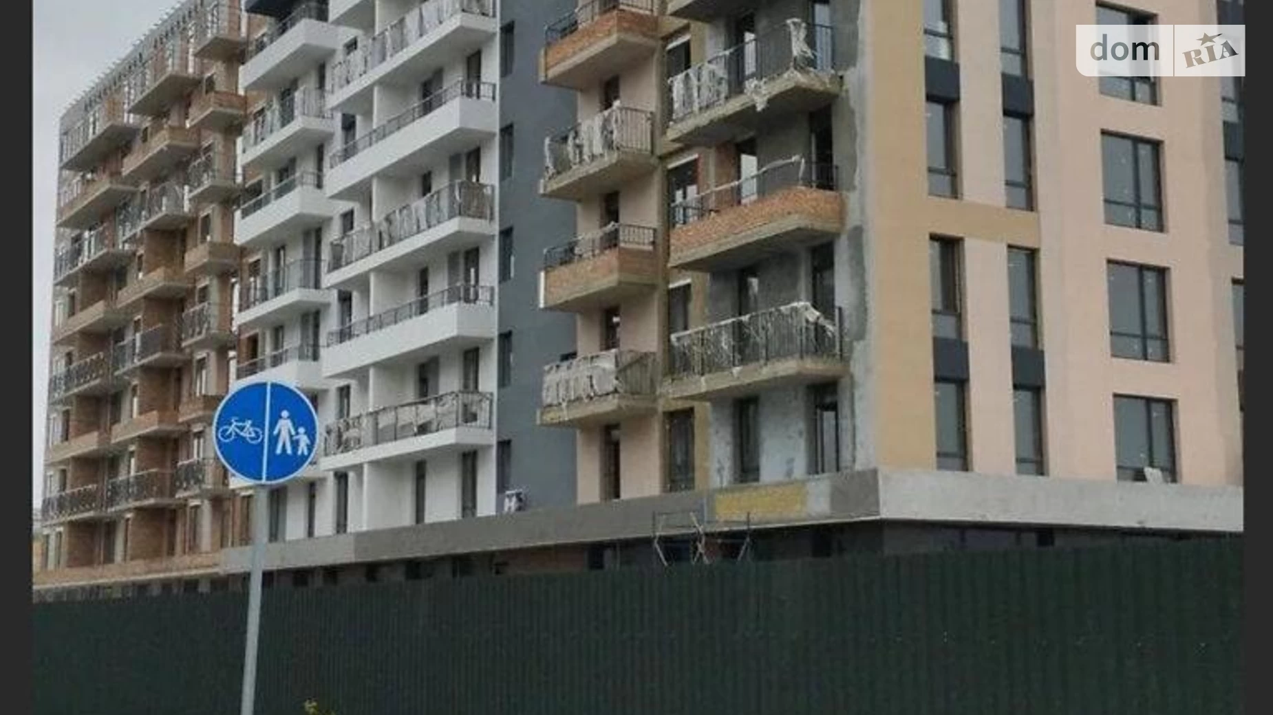 Продается 2-комнатная квартира 77 кв. м в Ужгороде - фото 2