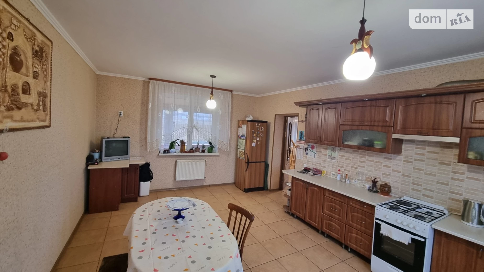 Продается дом на 2 этажа 140 кв. м с камином, цена: 133500 $ - фото 2