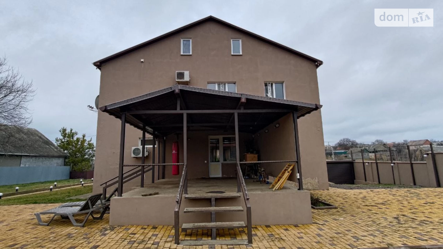 Продается дом на 3 этажа 288 кв. м с балконом, цена: 199900 $ - фото 3