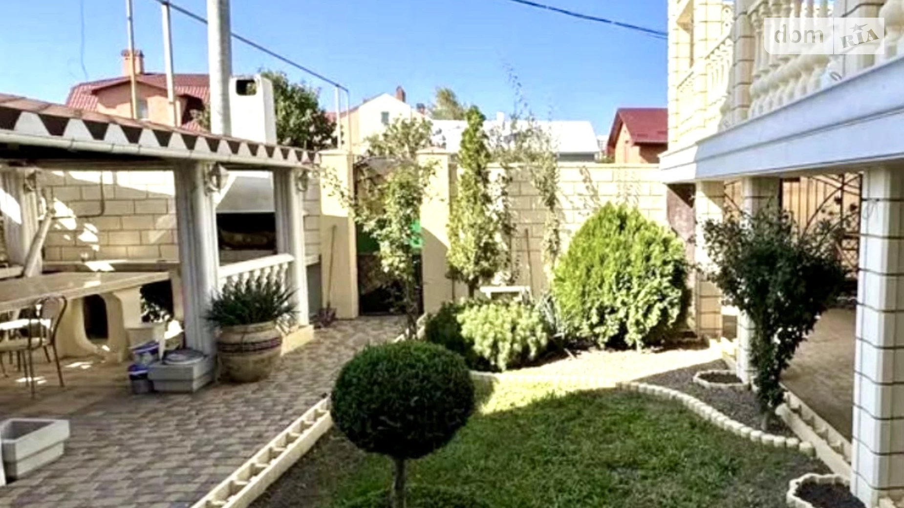 Продается дом на 3 этажа 235.2 кв. м с бассейном, цена: 310000 $ - фото 5