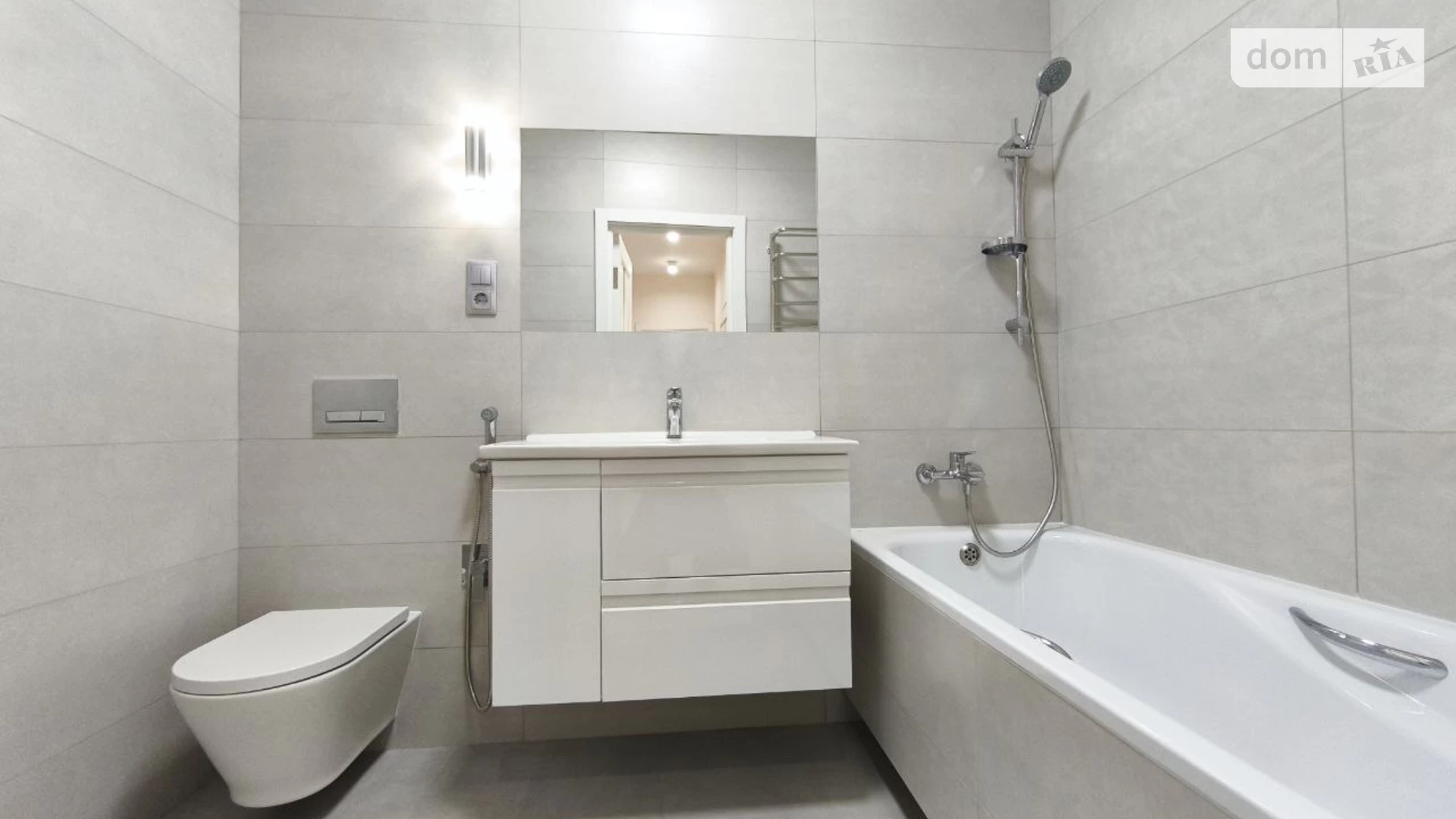 Продается 2-комнатная квартира 60 кв. м в Хмельницком, ул. Кармелюка - фото 2