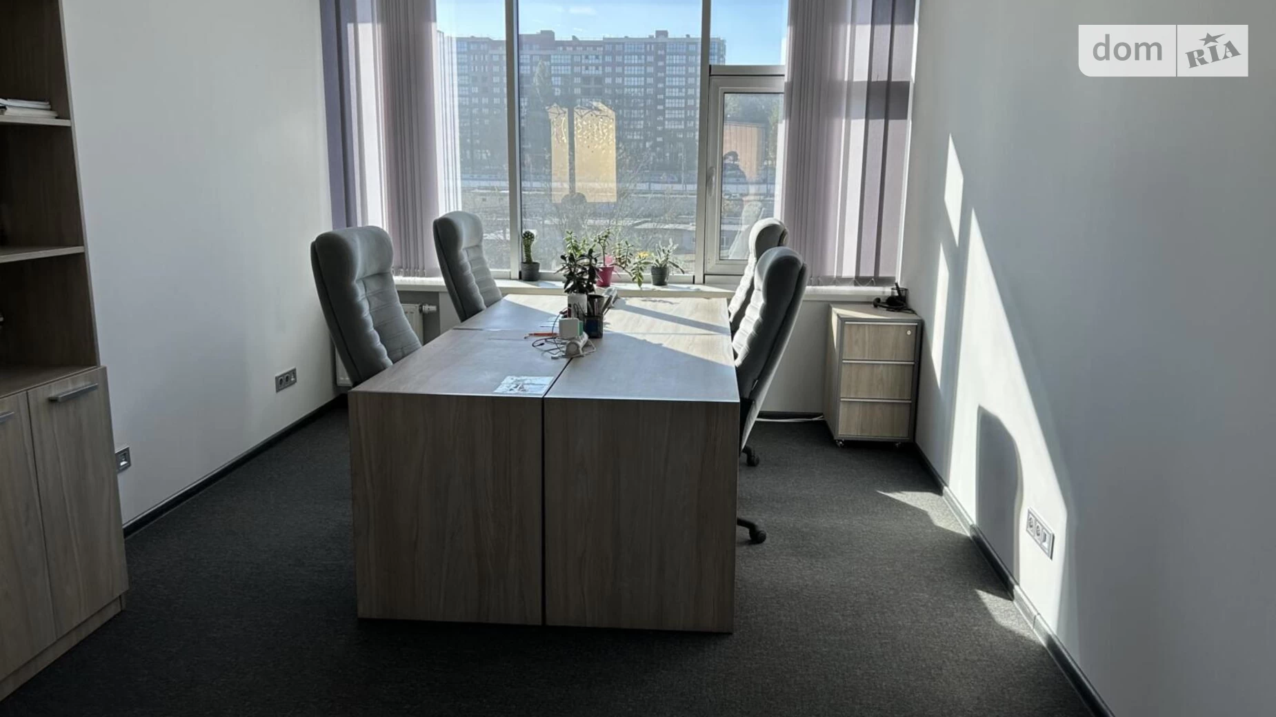 Сдается в аренду офис 440 кв. м в бизнес-центре, цена: 11500 $ - фото 3