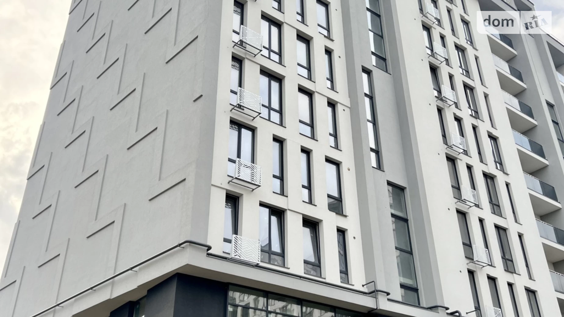 Продается 1-комнатная квартира 40.3 кв. м в Ивано-Франковске, ул. Надречная - фото 3