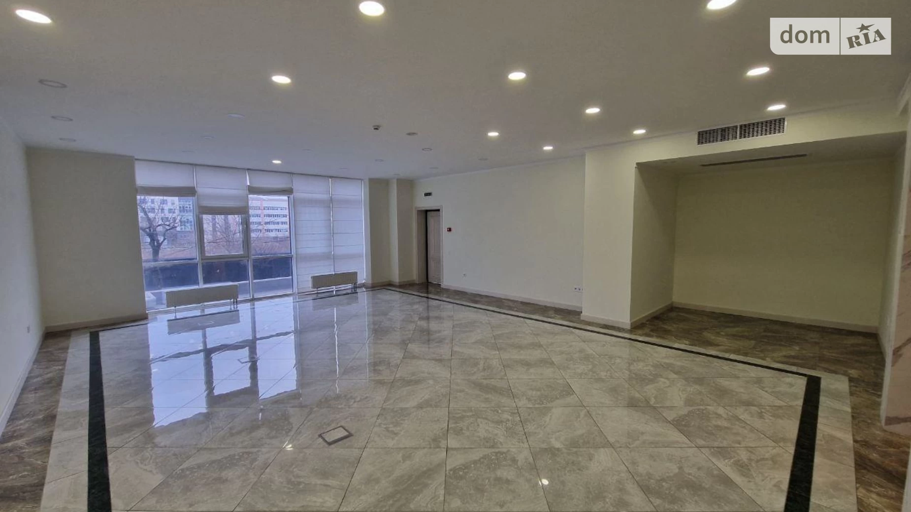 Сдается в аренду офис 300 кв. м в бизнес-центре, цена: 8000 $ - фото 3