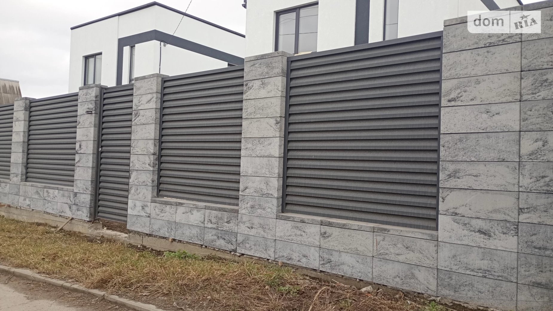Продається будинок 2 поверховий 98 кв. м з гаражем, цена: 93500 $ - фото 5