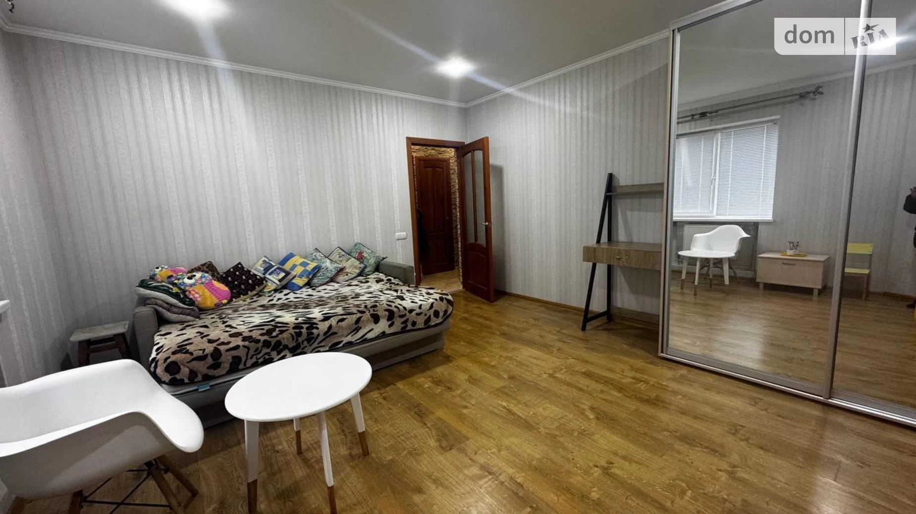 Продается 1-комнатная квартира 38 кв. м в Ирпене, ул. Лесная, 4Е - фото 2