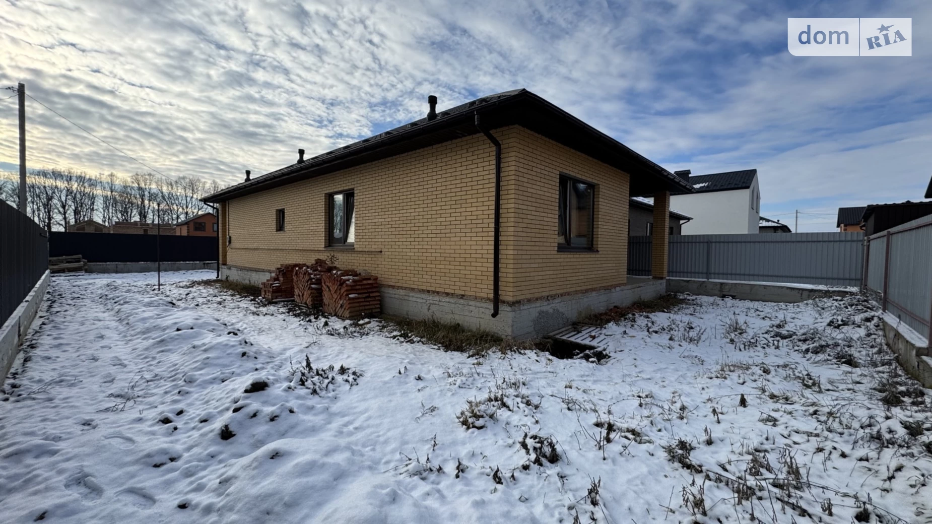 Продається одноповерховий будинок 105 кв. м з каміном, цена: 93000 $ - фото 5