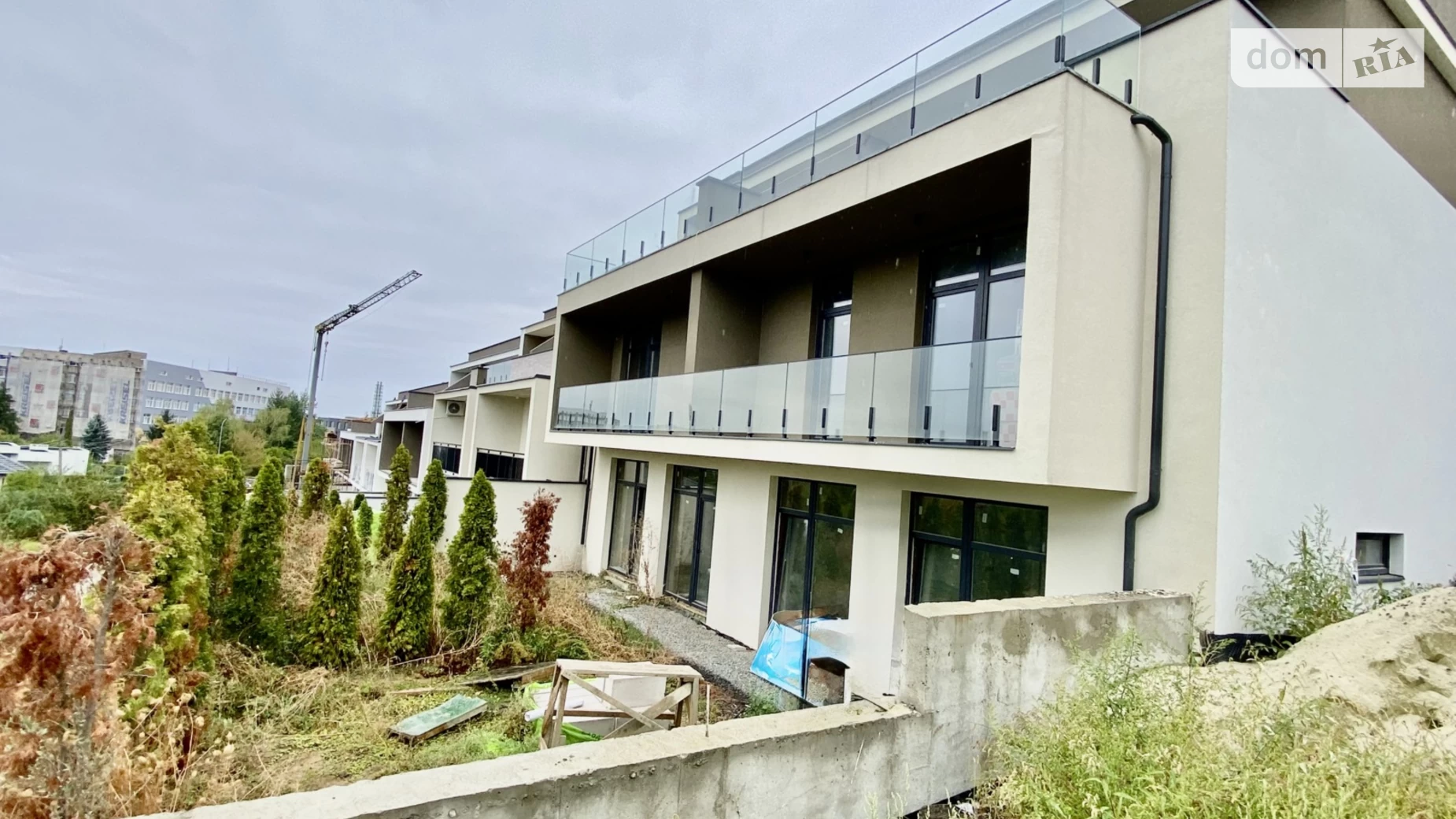 Продается 1-комнатная квартира 59 кв. м в Ужгороде, ул. Золотистая, 26 - фото 2