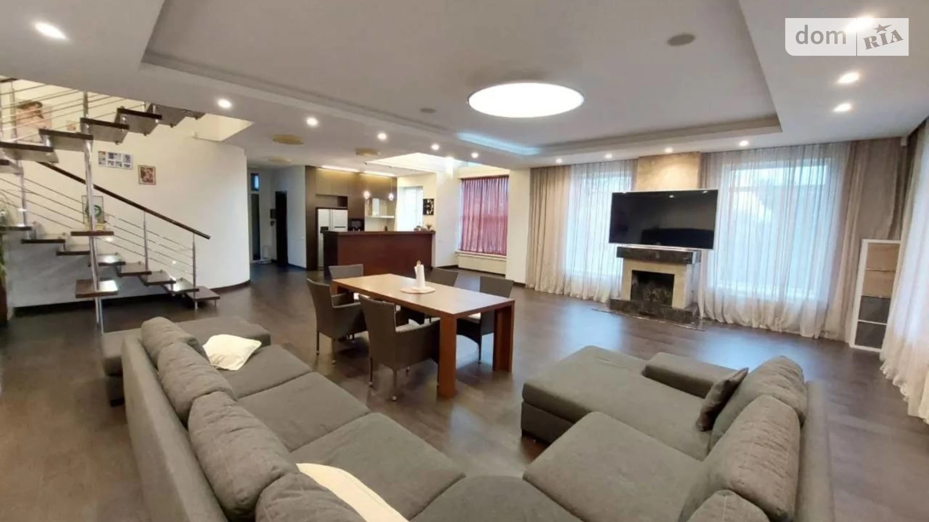Продается дом на 2 этажа 247 кв. м с балконом, цена: 205000 $ - фото 2