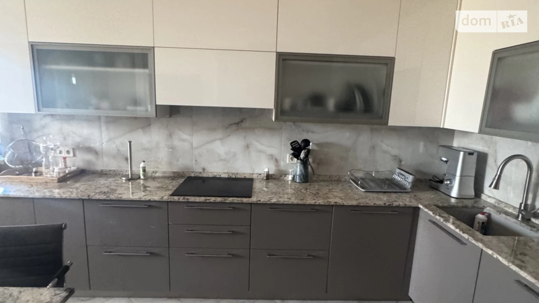 Сдается в аренду одноэтажный дом 220 кв. м с балконом, цена: 2000 $ - фото 3