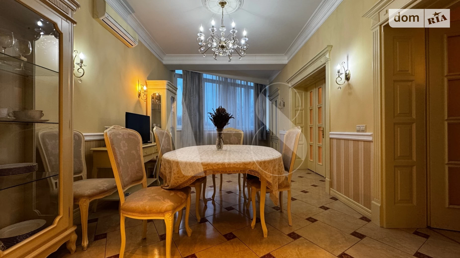 Сдается в аренду 3-комнатная квартира 128 кв. м в Львове, ул. Таджикская, 1 - фото 3