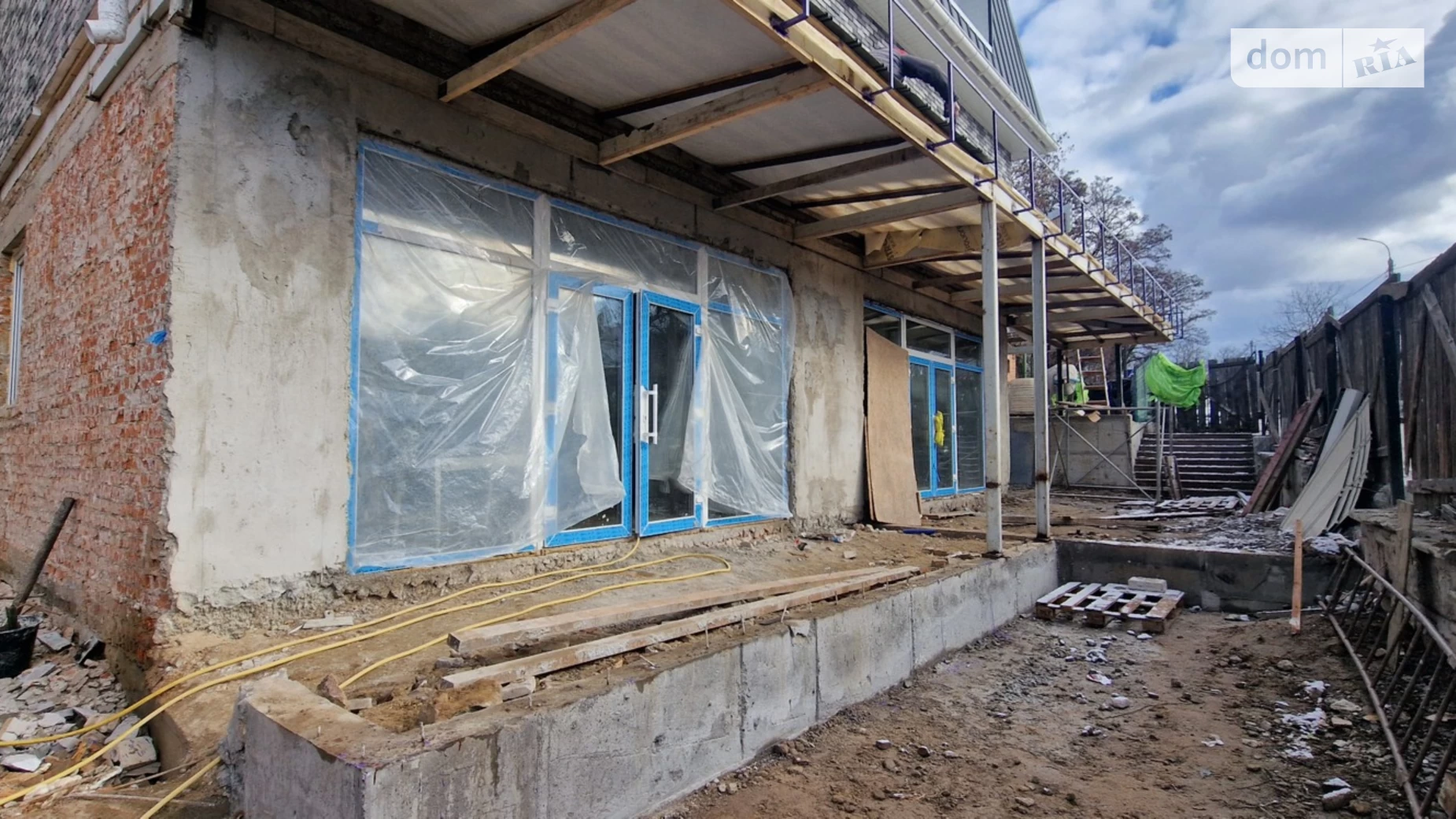 Продается помещения свободного назначения 170 кв. м в 3-этажном здании, цена: 123000 $ - фото 2