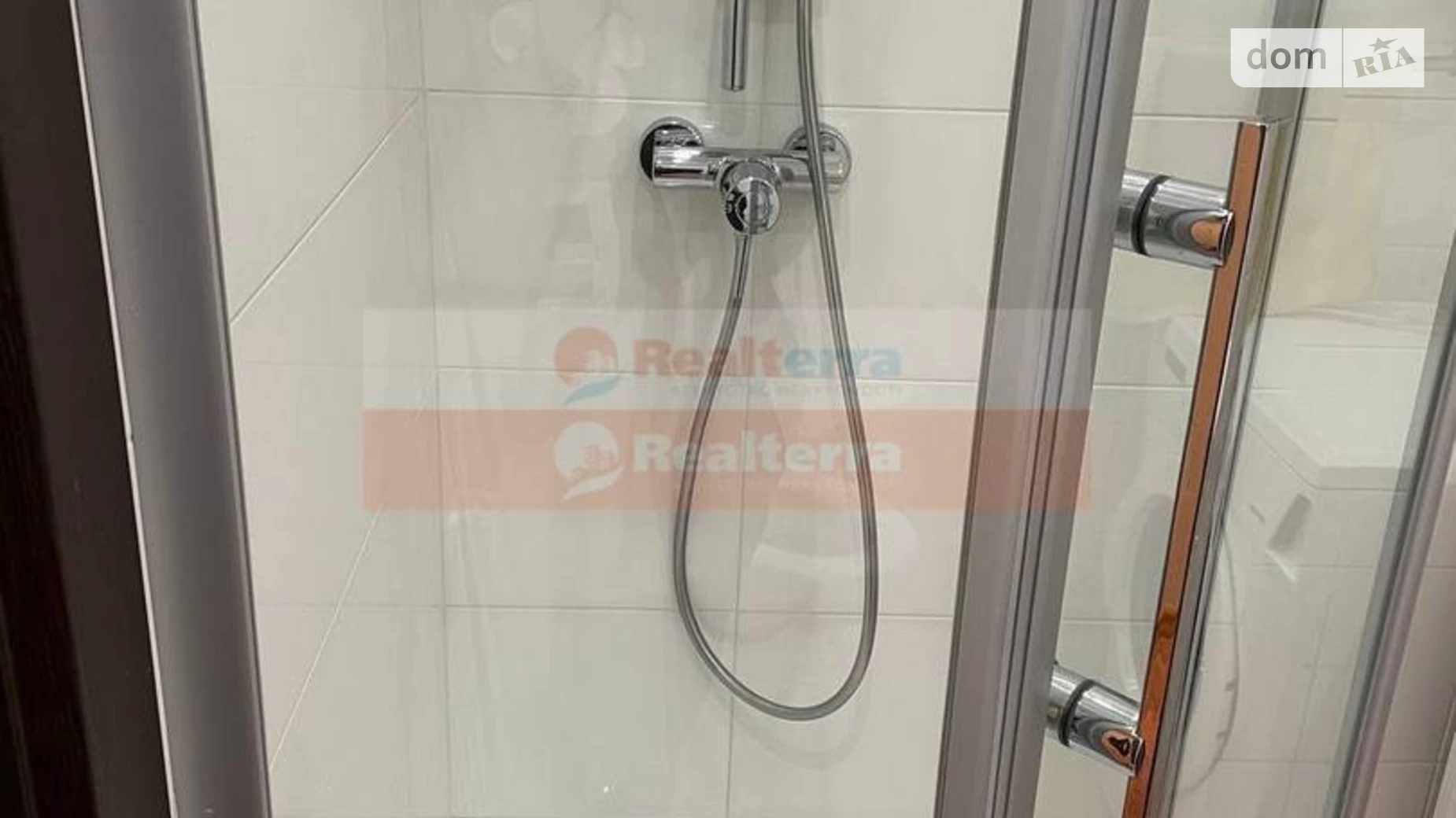 Продается 3-комнатная квартира 101.9 кв. м в Киеве, ул. Драгоманова, 31Б - фото 4