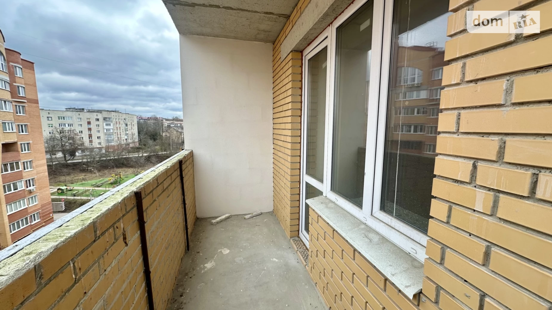 1-комнатная квартира 52 кв. м в Тернополе, ул. Довженко Александра - фото 5