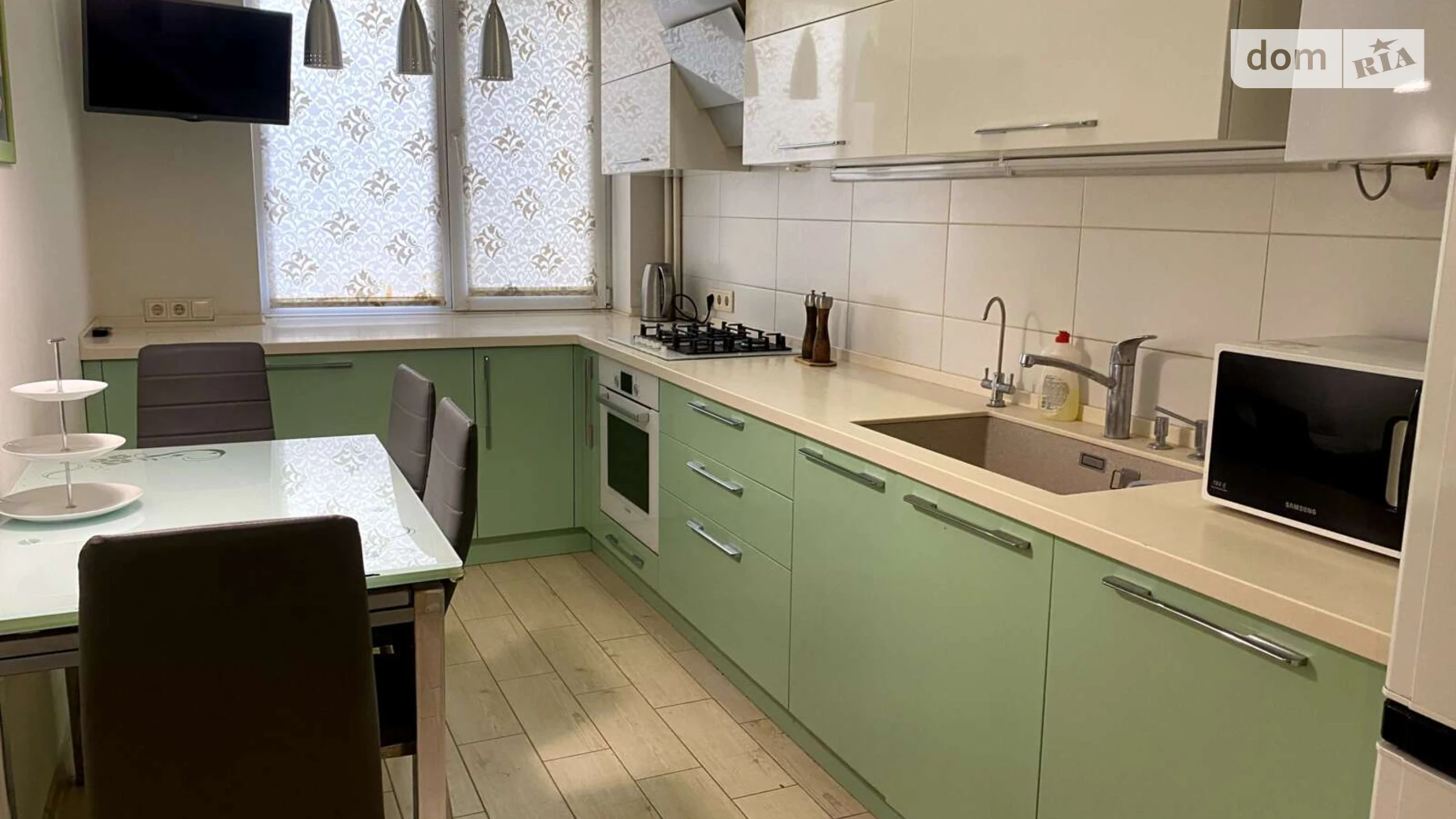 Продается 2-комнатная квартира 68.8 кв. м в Ирпене, ул. Киевская - фото 2