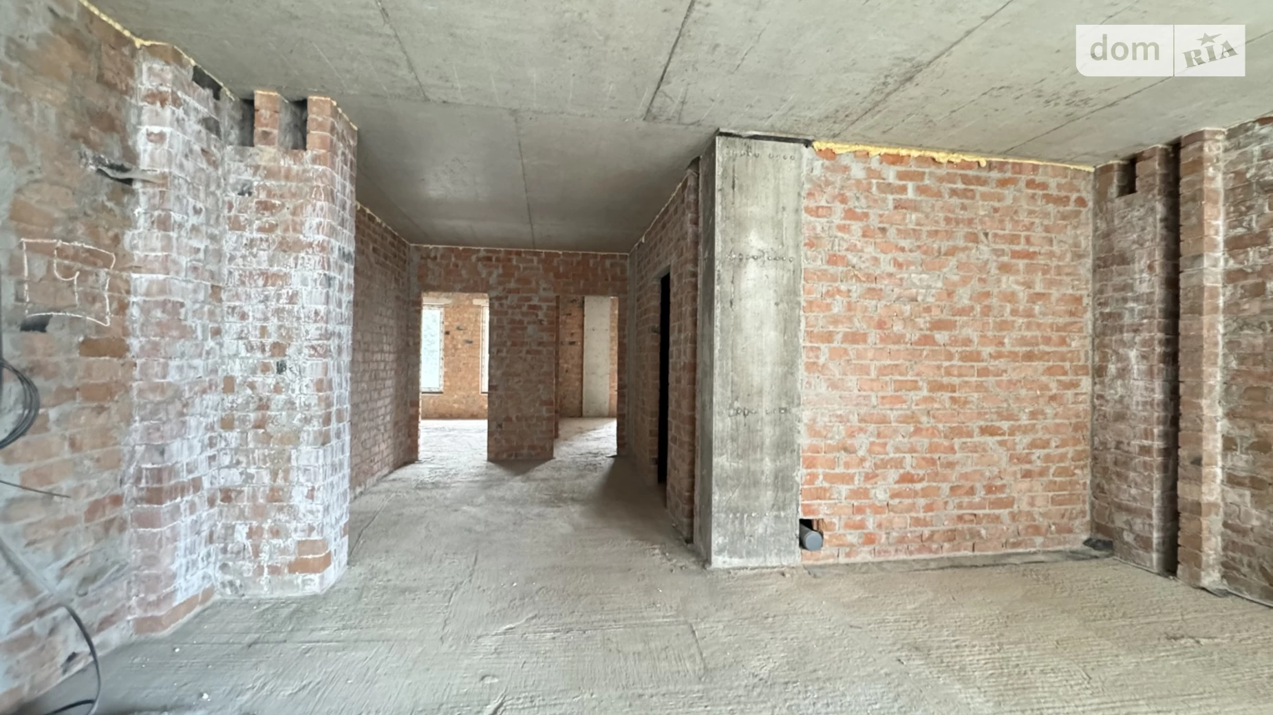 3-комнатная квартира 120 кв. м в Тернополе, ул. Урожайная - фото 2