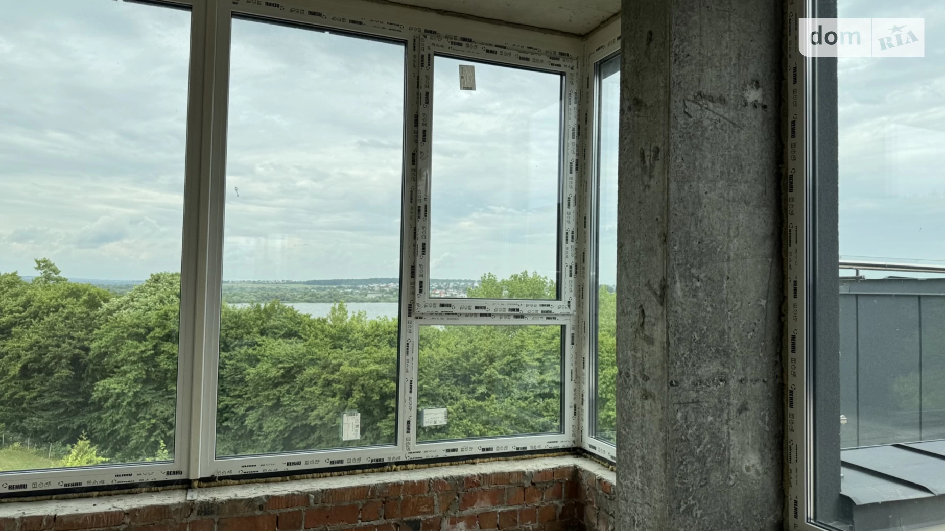 4-комнатная квартира 226 кв. м в Тернополе, ул. Урожайная - фото 4