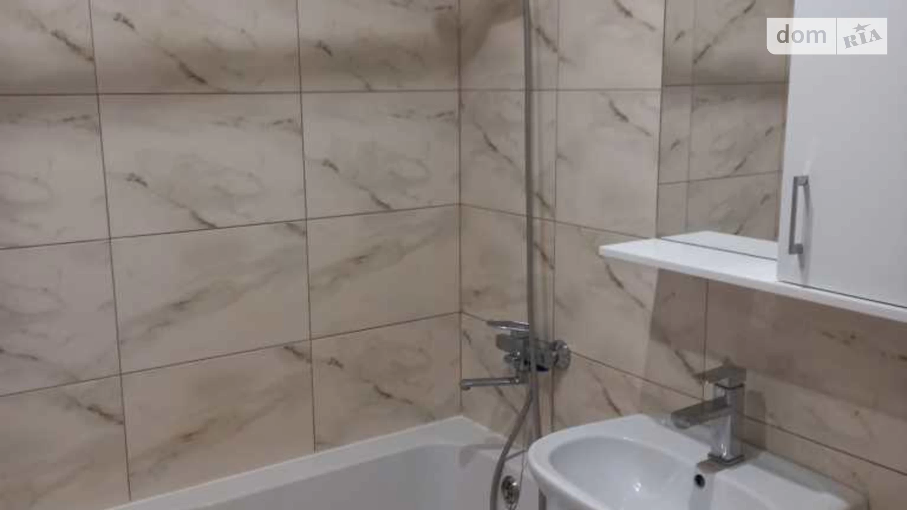 Продається 2-кімнатна квартира 69.7 кв. м у Полтаві, вул. Бідного Олександра - фото 4
