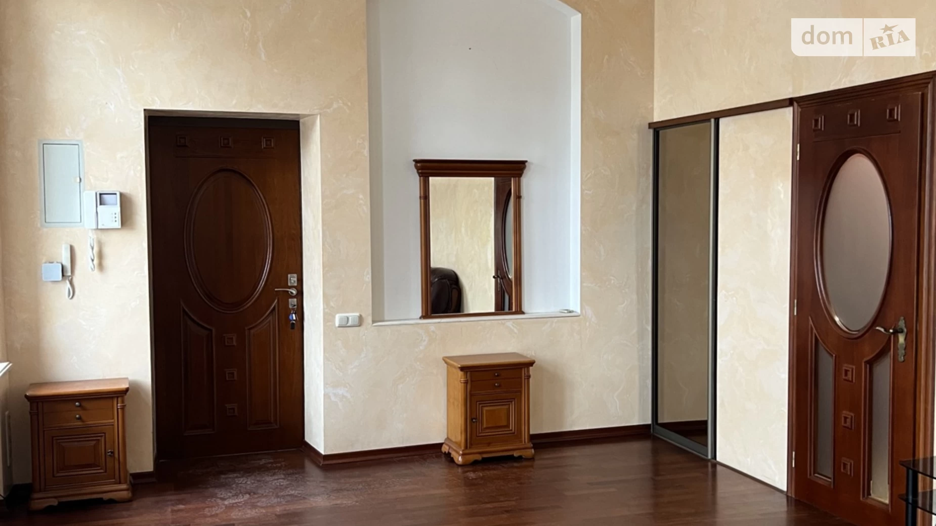 Здається в оренду офіс 71.2 кв. м в бізнес-центрі, цена: 600 $ - фото 4