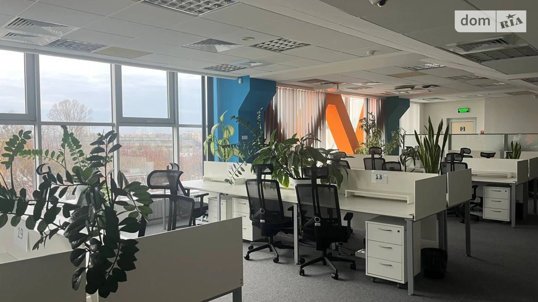 Сдается в аренду офис 1200 кв. м в бизнес-центре, цена: 21300 $ - фото 4
