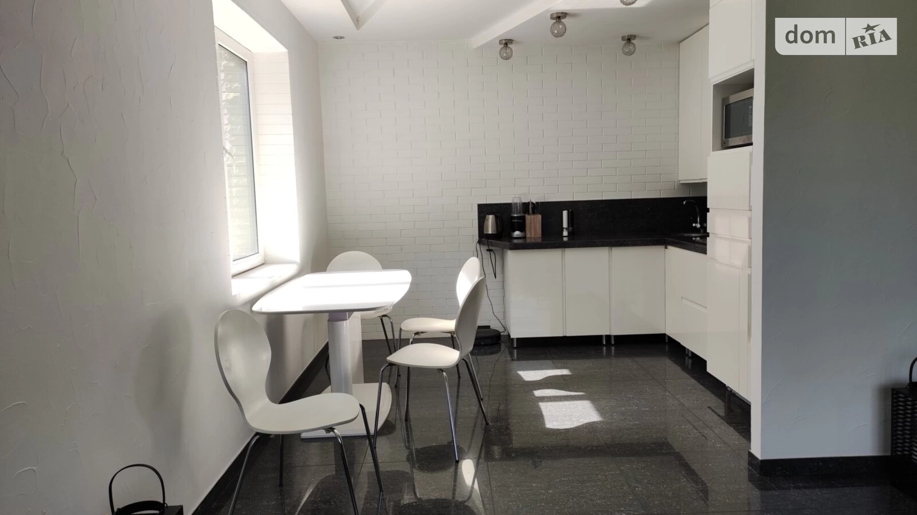 Продается дом на 2 этажа 117 кв. м с гаражом, цена: 99000 $ - фото 4