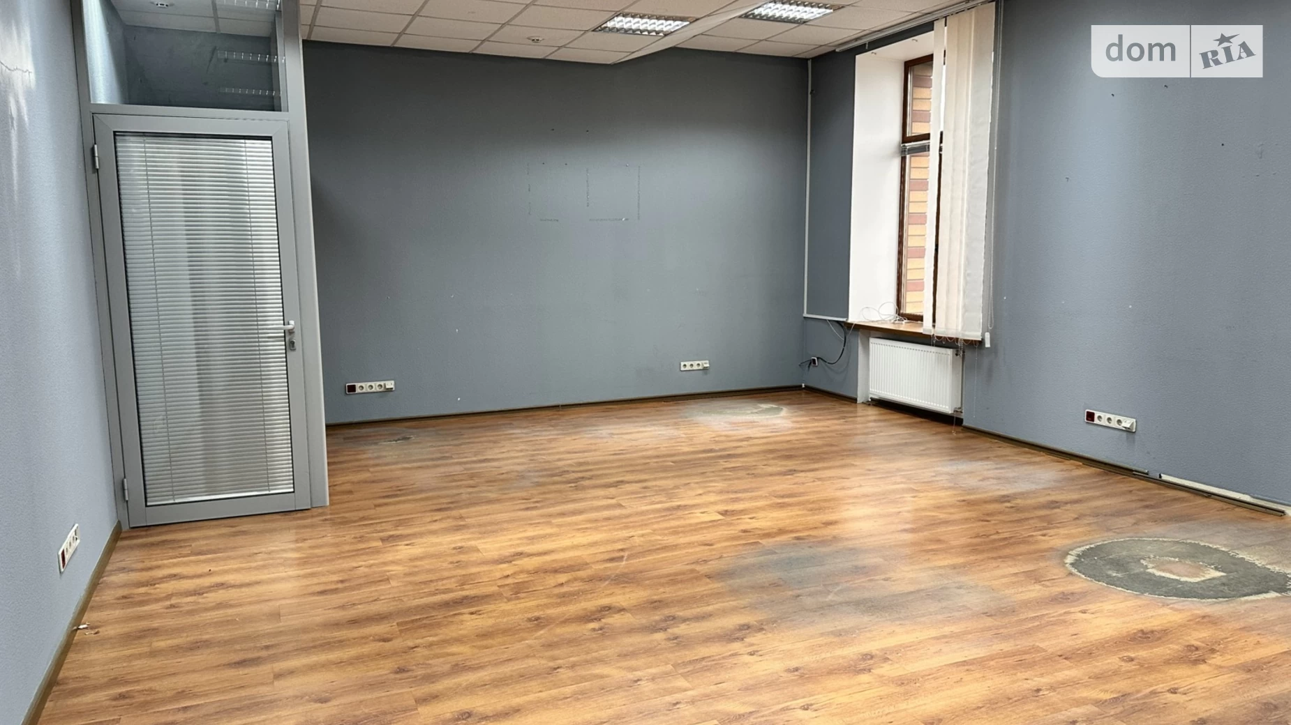 Здається в оренду офіс 55 кв. м в бізнес-центрі, цена: 10450 грн - фото 4