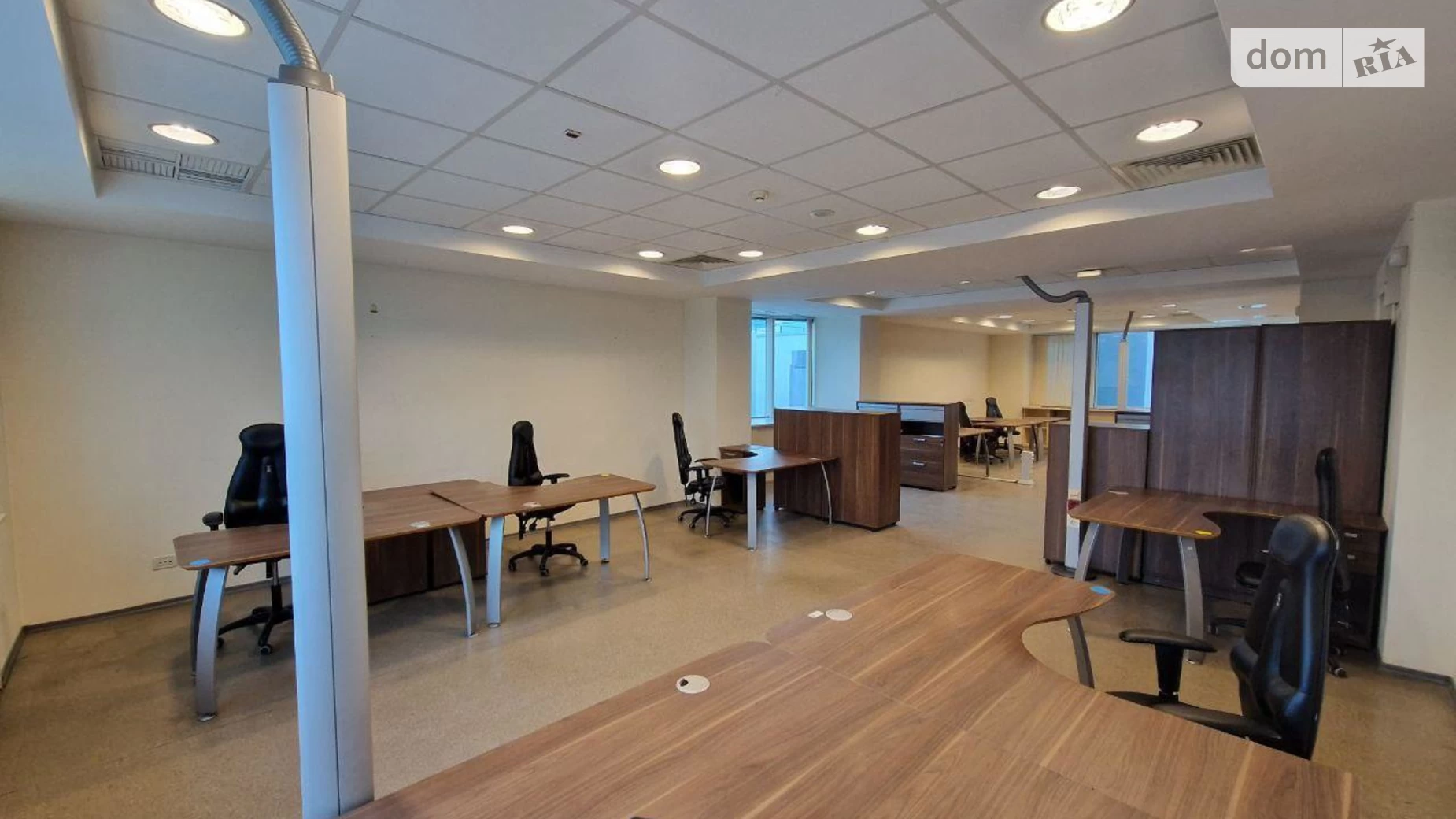 Сдается в аренду офис 1200 кв. м в бизнес-центре, цена: 13600 $ - фото 3