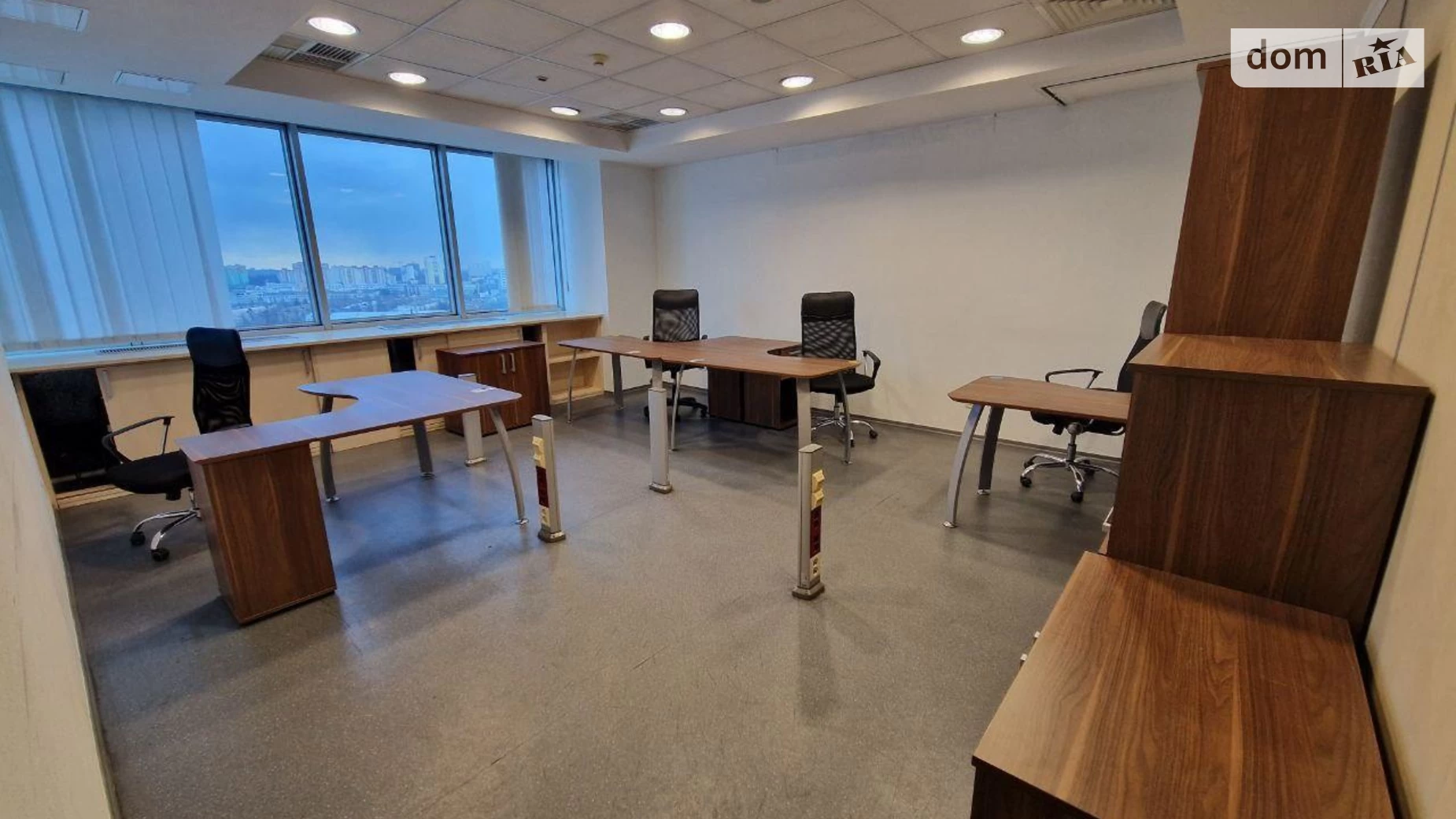 Сдается в аренду офис 600 кв. м в бизнес-центре, цена: 7600 $ - фото 3