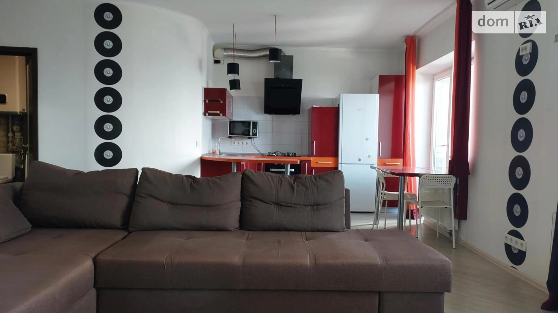 Продается 2-комнатная квартира 71.9 кв. м в Харькове, ул. Энвера Ахсарова - фото 2