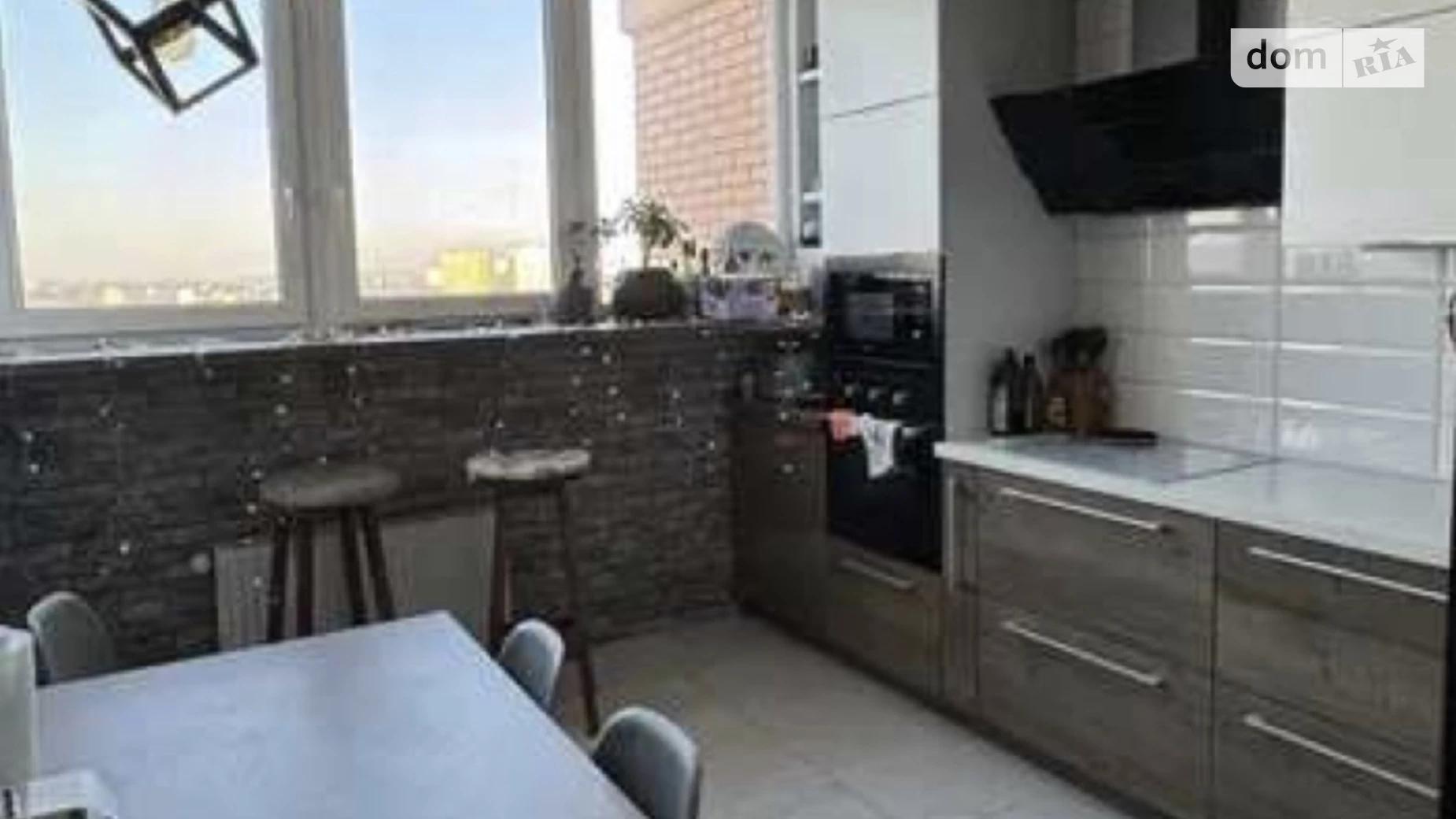 Продается 2-комнатная квартира 56.5 кв. м в Одессе, ул. Балковская - фото 2